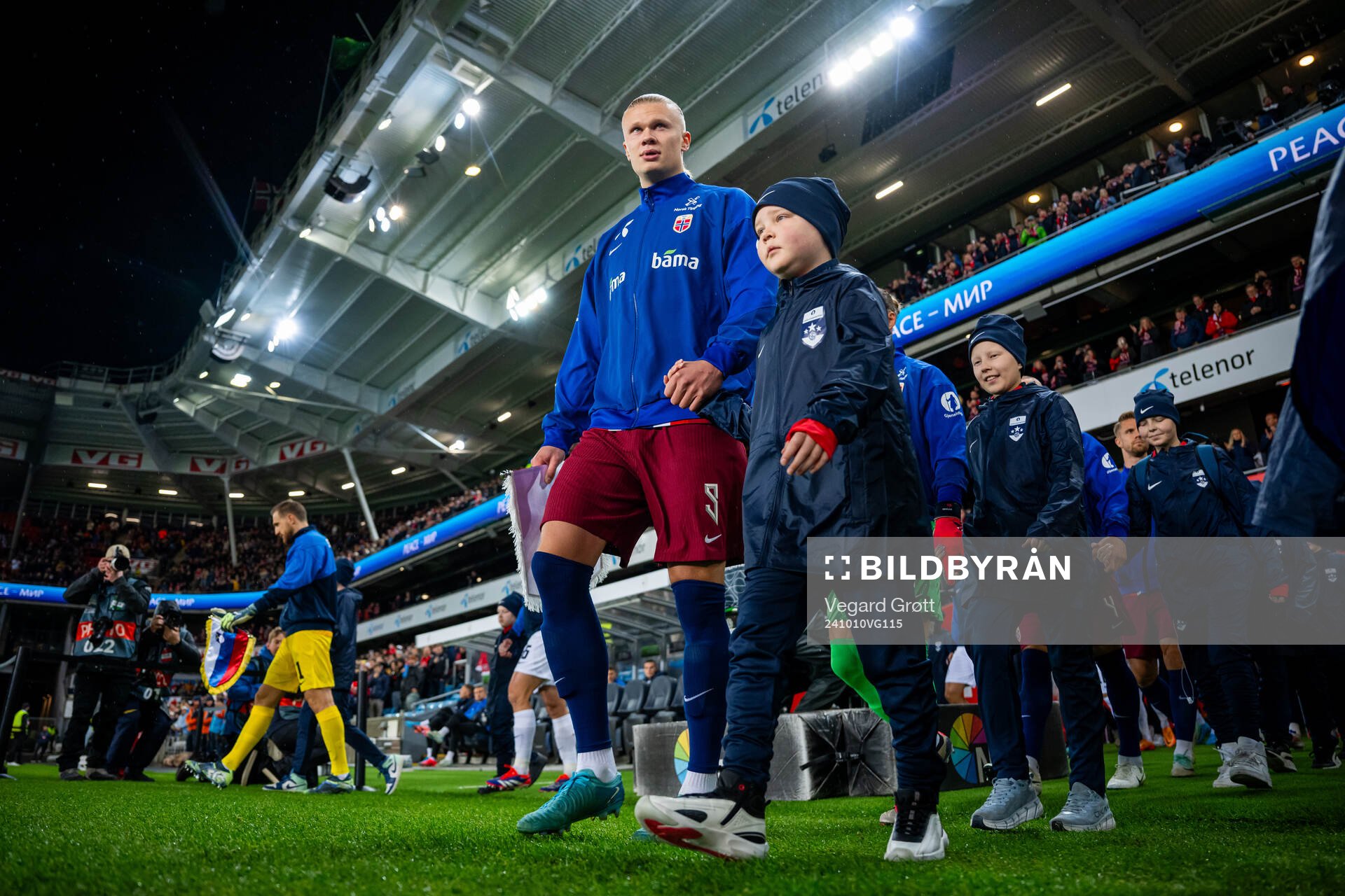 Erling Braut Haaland of Norway enters the pitch