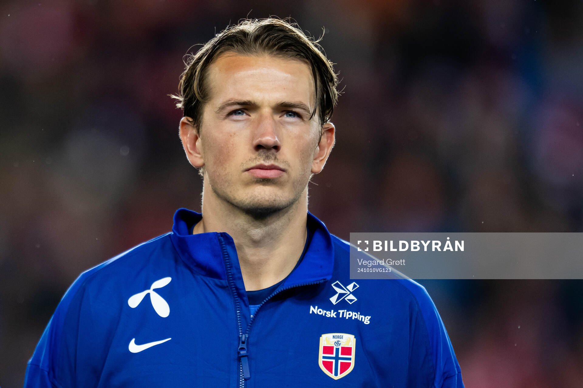 Sander Berge of Norway line up