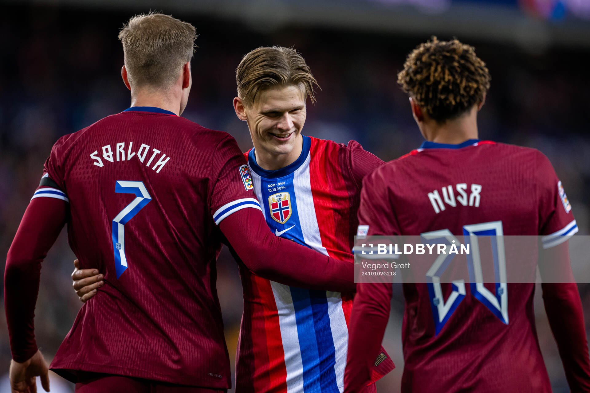 Alexander Sørloth of Norway celebrates with teammates