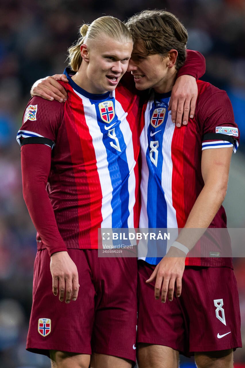 Erling Braut Haaland and Sander Berge of Norway celebrate