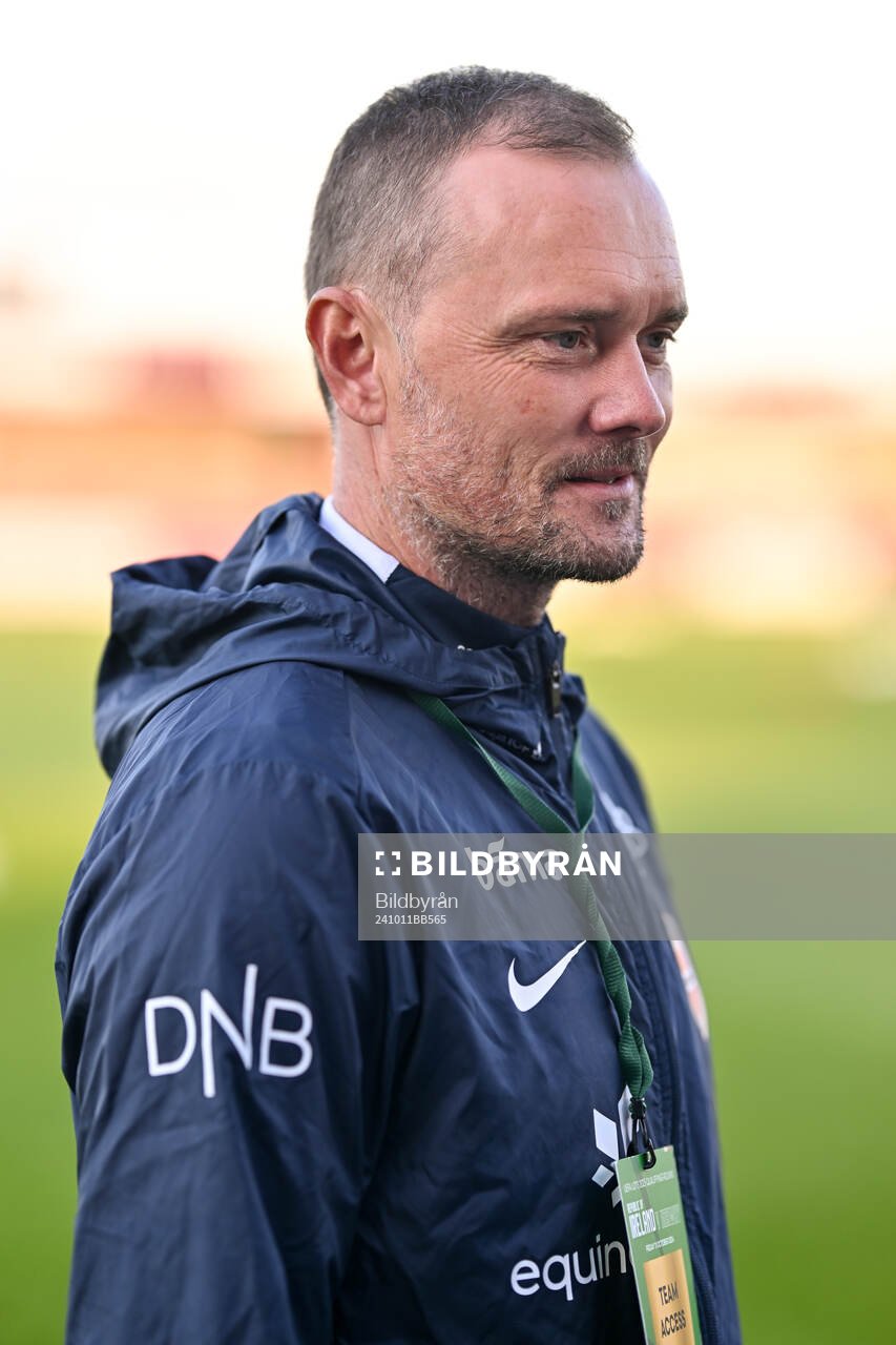 head coach Jan Peder Jalland