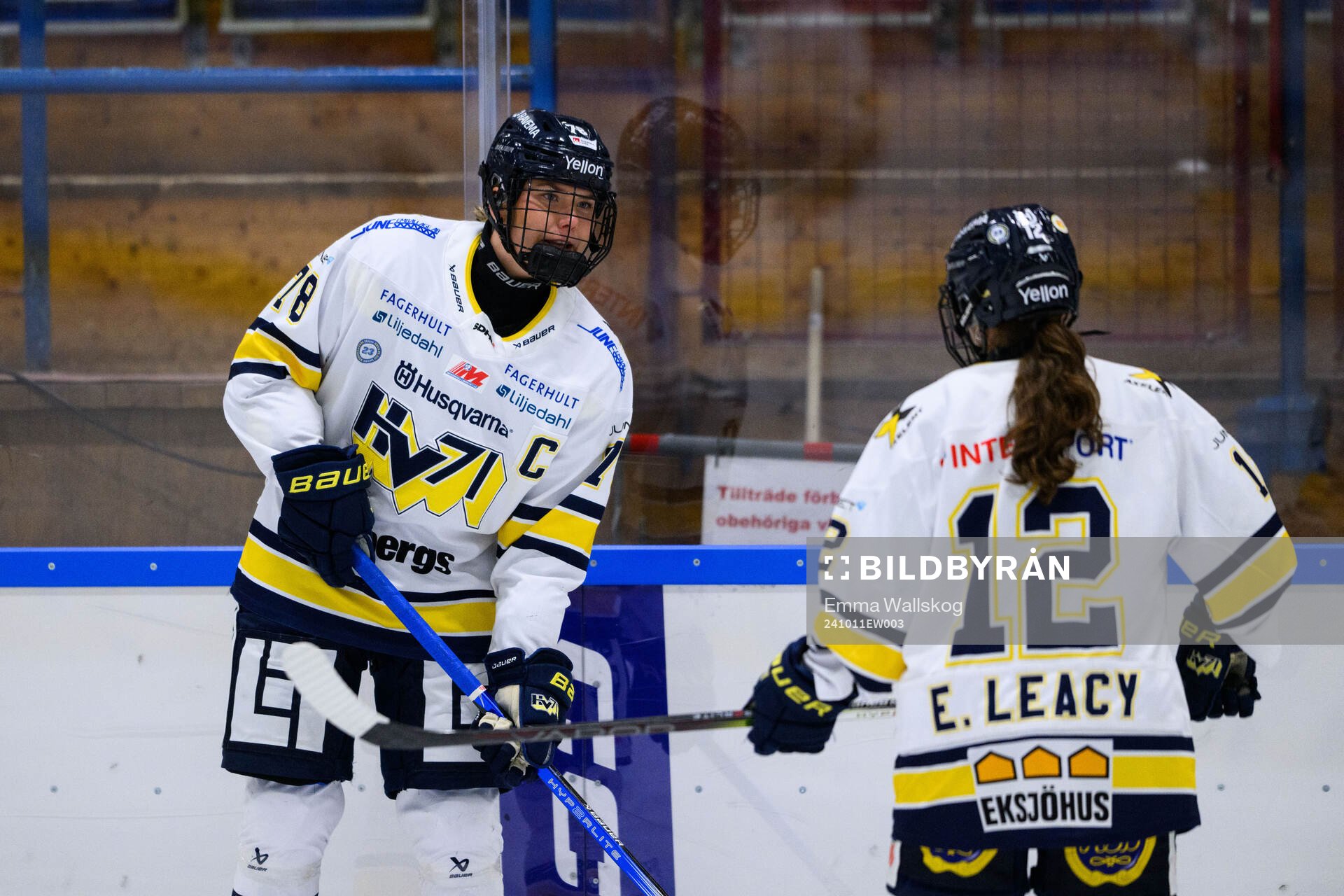 HV71s Elin Svensson och Amanda Andersson