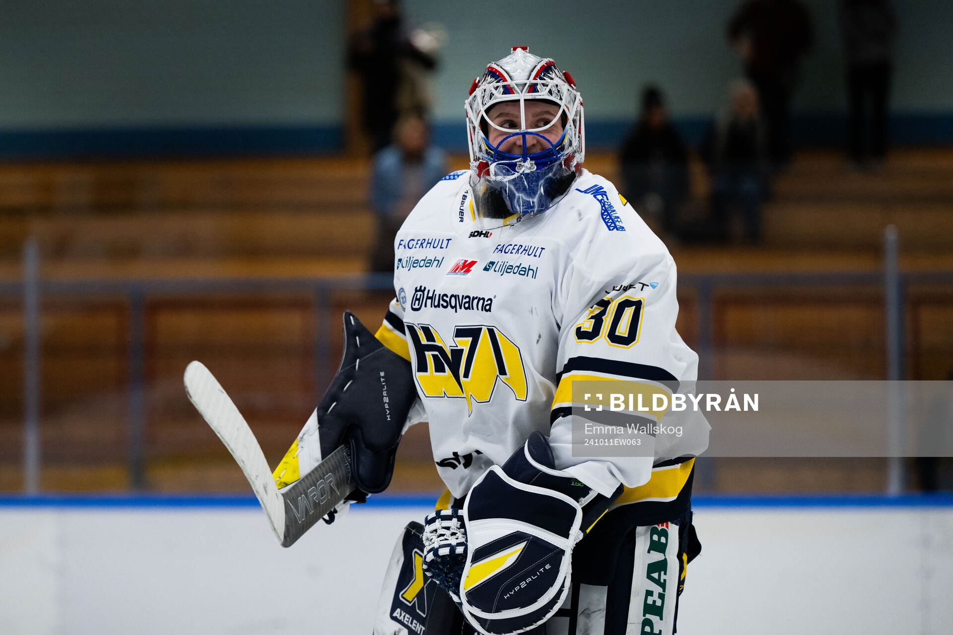 HV71s målvakt Viktorie Svejdova jublar