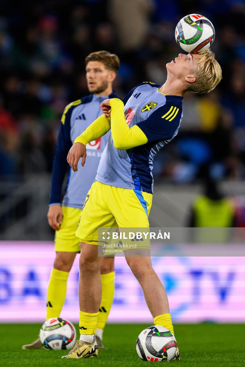 Lucas Bergvall of Sweden