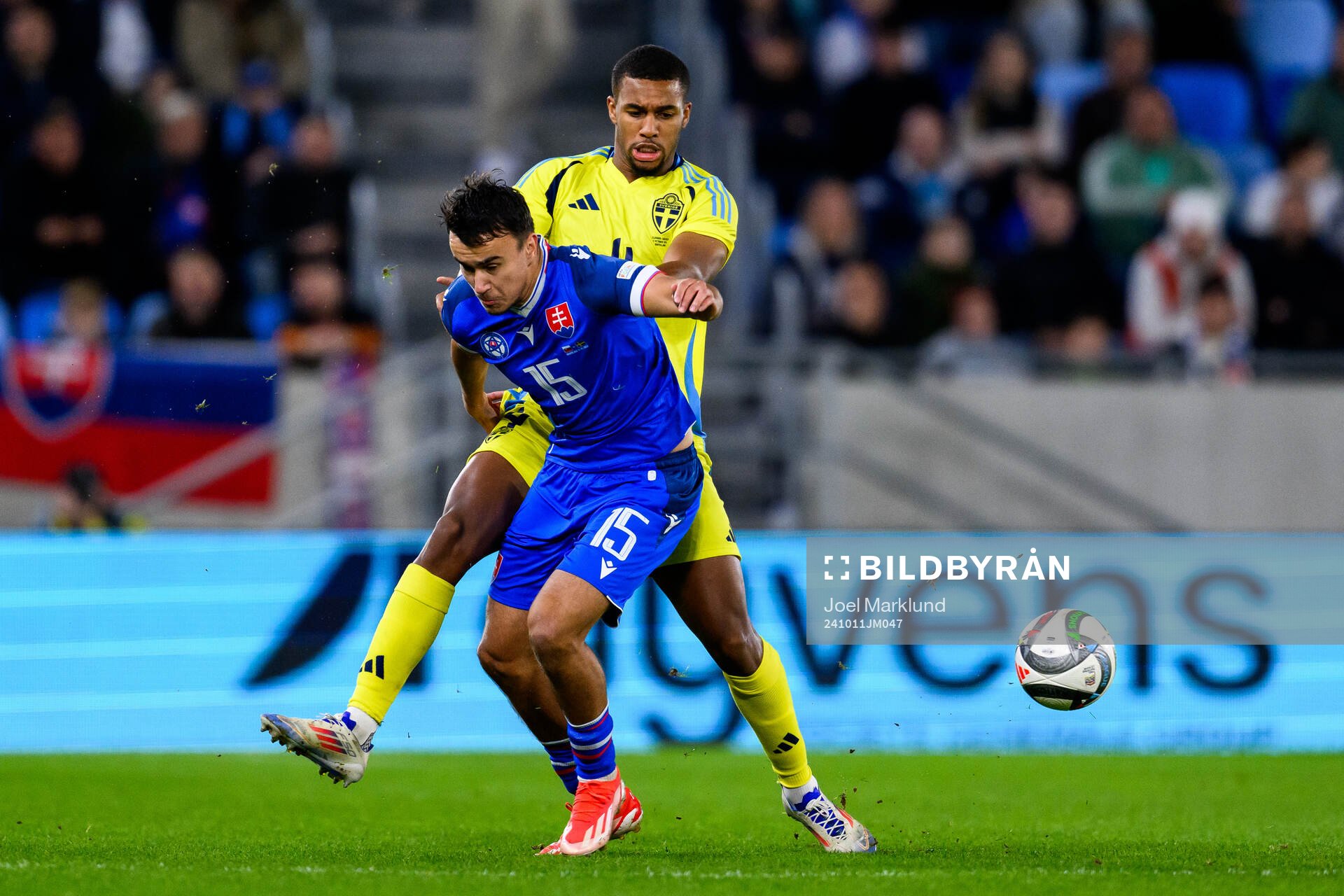 David Strelec of Slovakia and Isak Hien of Sweden