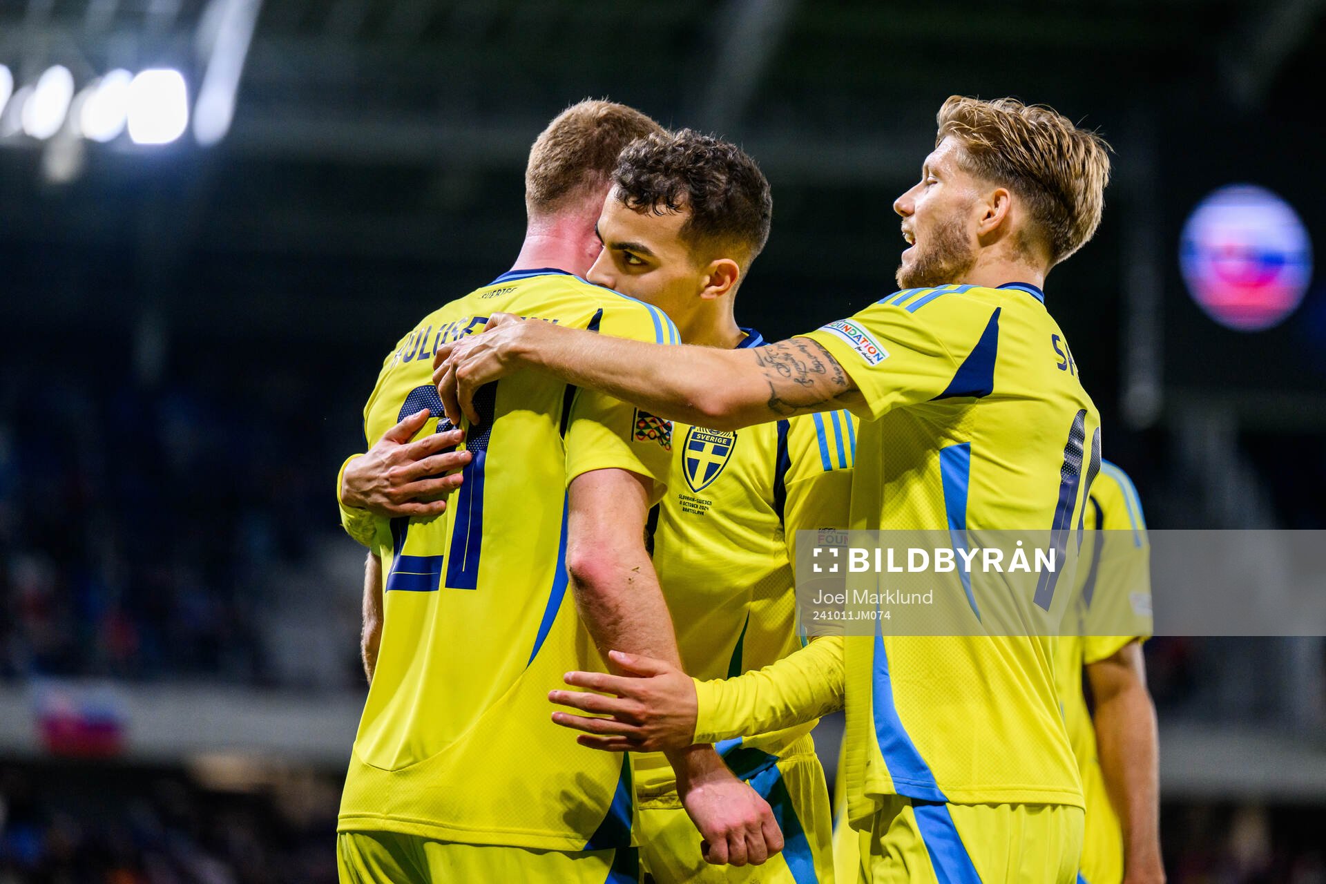 Dejan Kulusevski, Yasin Ayari and Anton Salétros of Sweden celebrate after scoring 0-1 during the Nations League football match between Slovakia and Sweden on October 11, 2024 in Bratislava.
