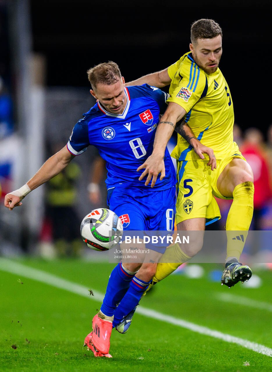 Ondrej Duda of Slovakia and Gabriel Gudmundsson of Sweden