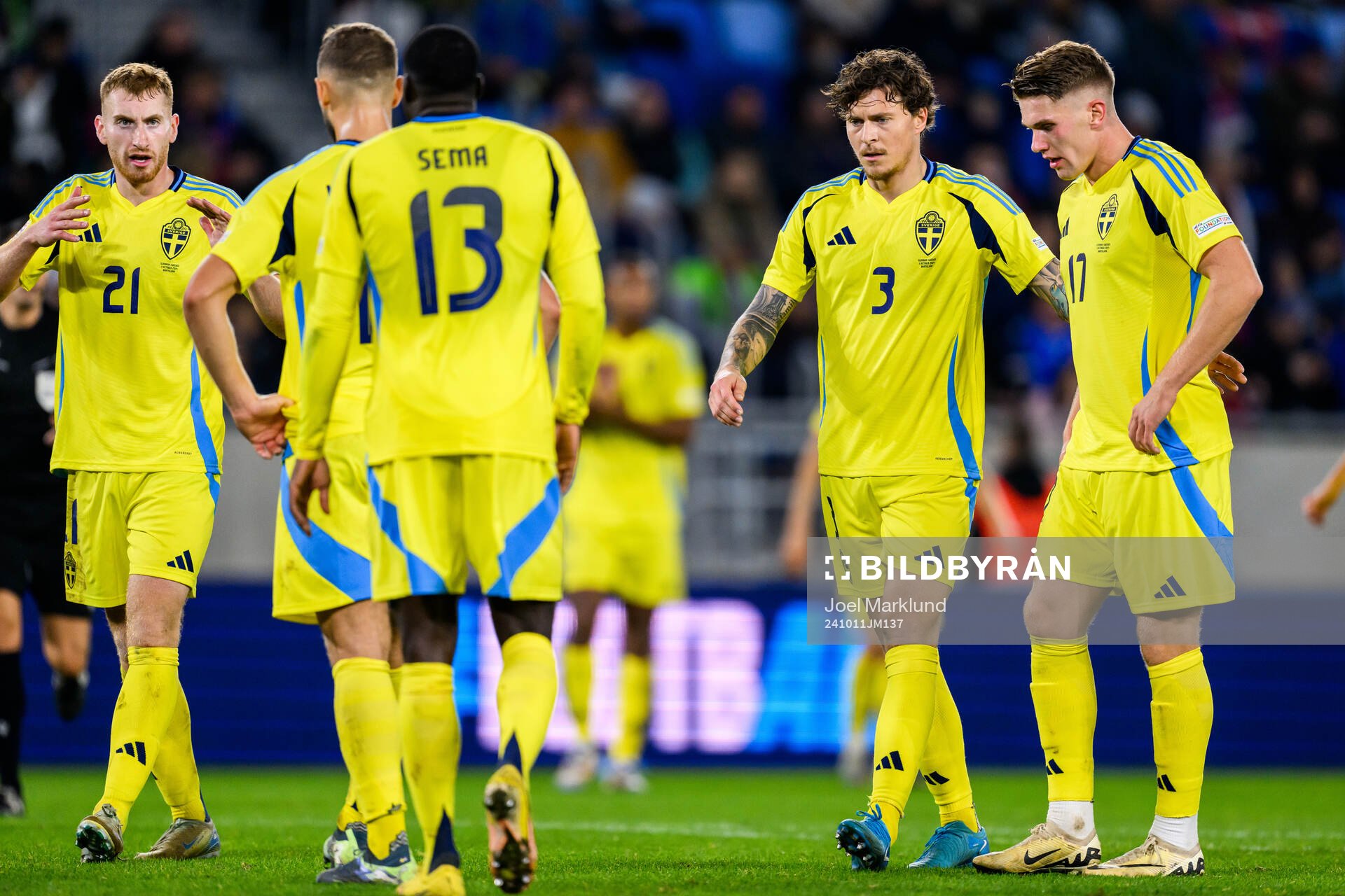 Dejan Kulusevski, Victor Nilsson Lindelöf and Viktor