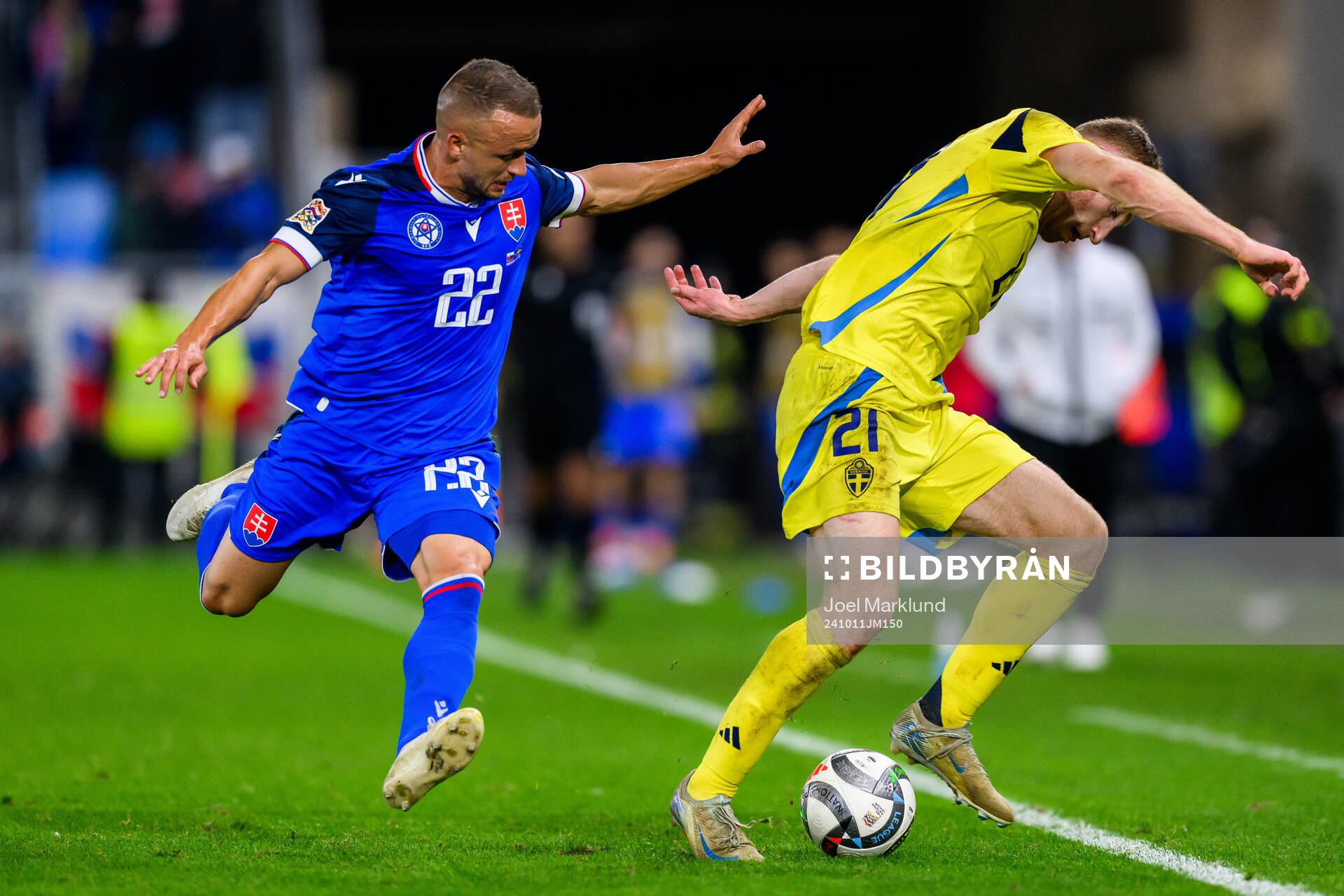 Stanislav Lobotka of Slovakia and Dejan Kulusevski of Sweden during the Nations League football match between Slovakia and Sweden on October 11, 2024 in Bratislava.