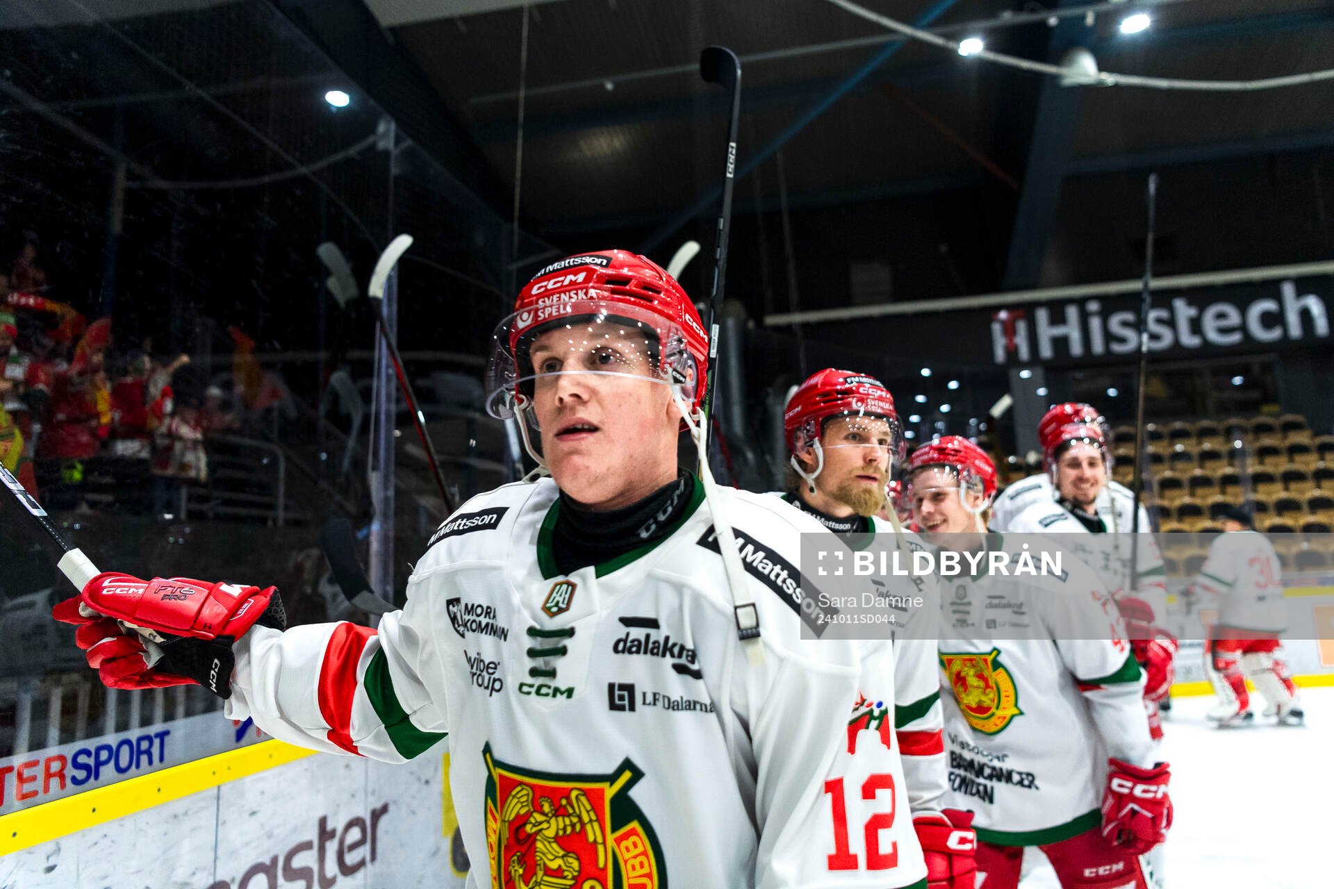 Moras Filip Björkman jublar