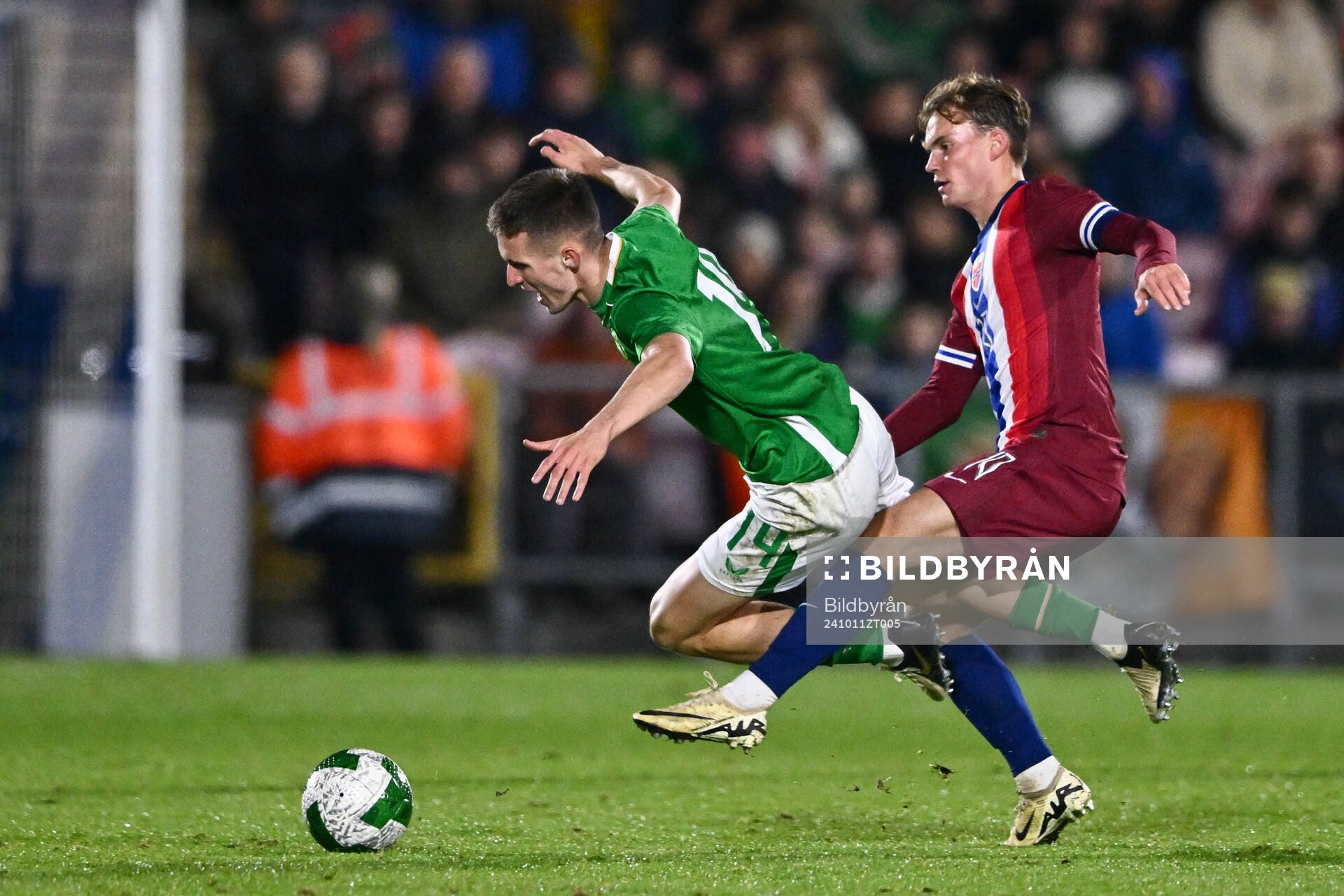 goalkeeper Joshua Keeley of Republic of Ireland and