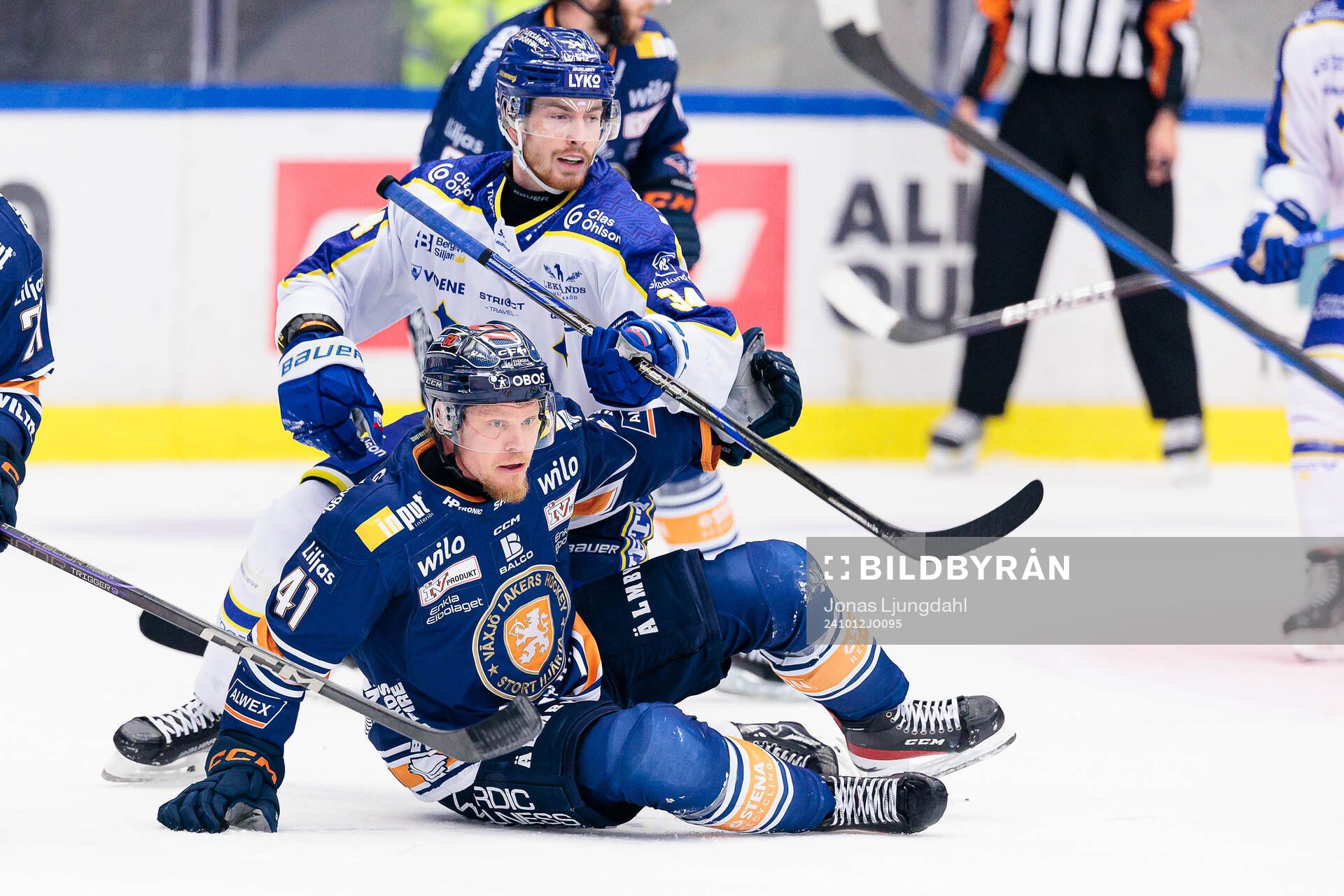 Leksands Peter Cehlarik och Växjös Ludvig Nilsson