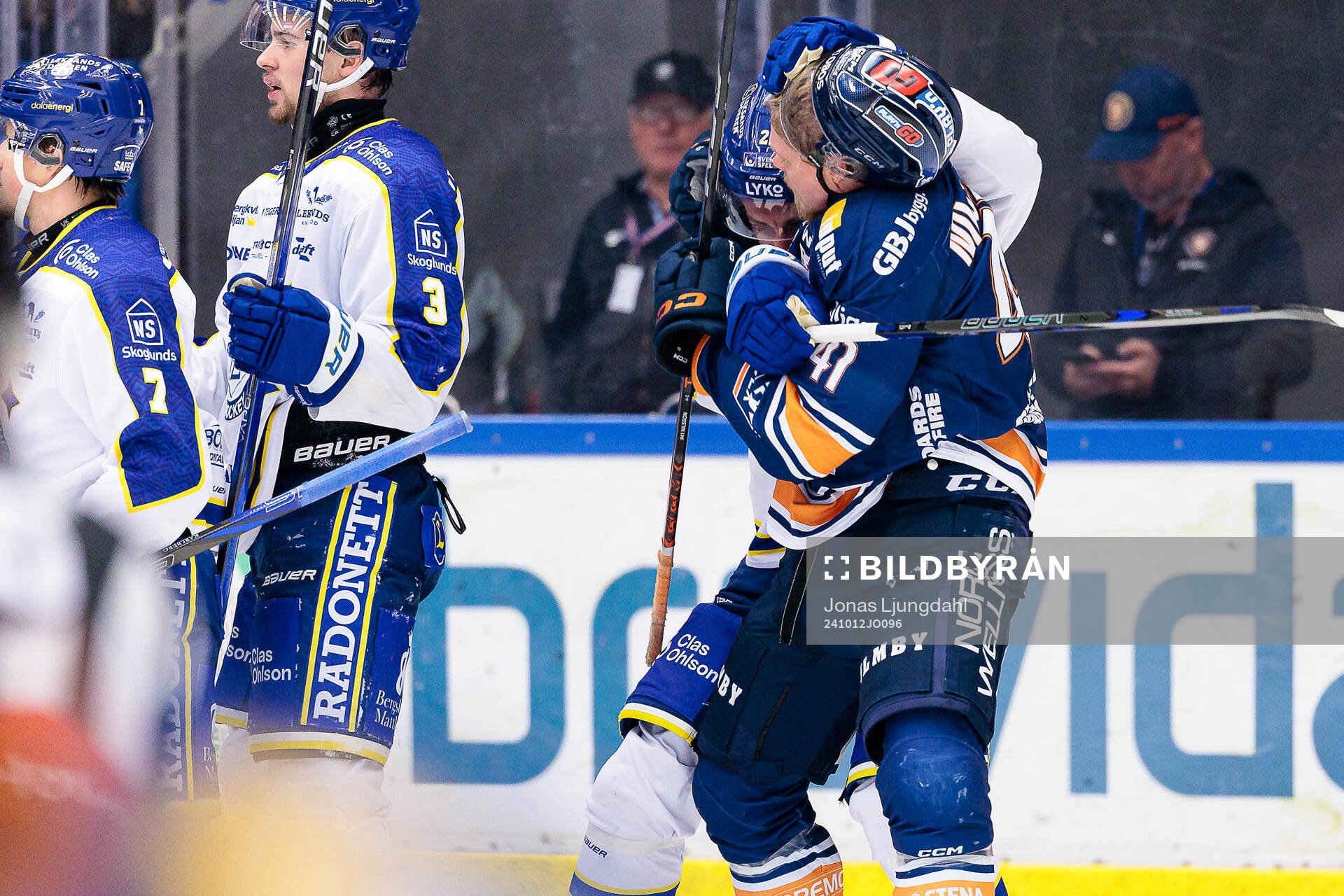 Irriterat mellan Växjös Ludvig Nilsson och Leksands