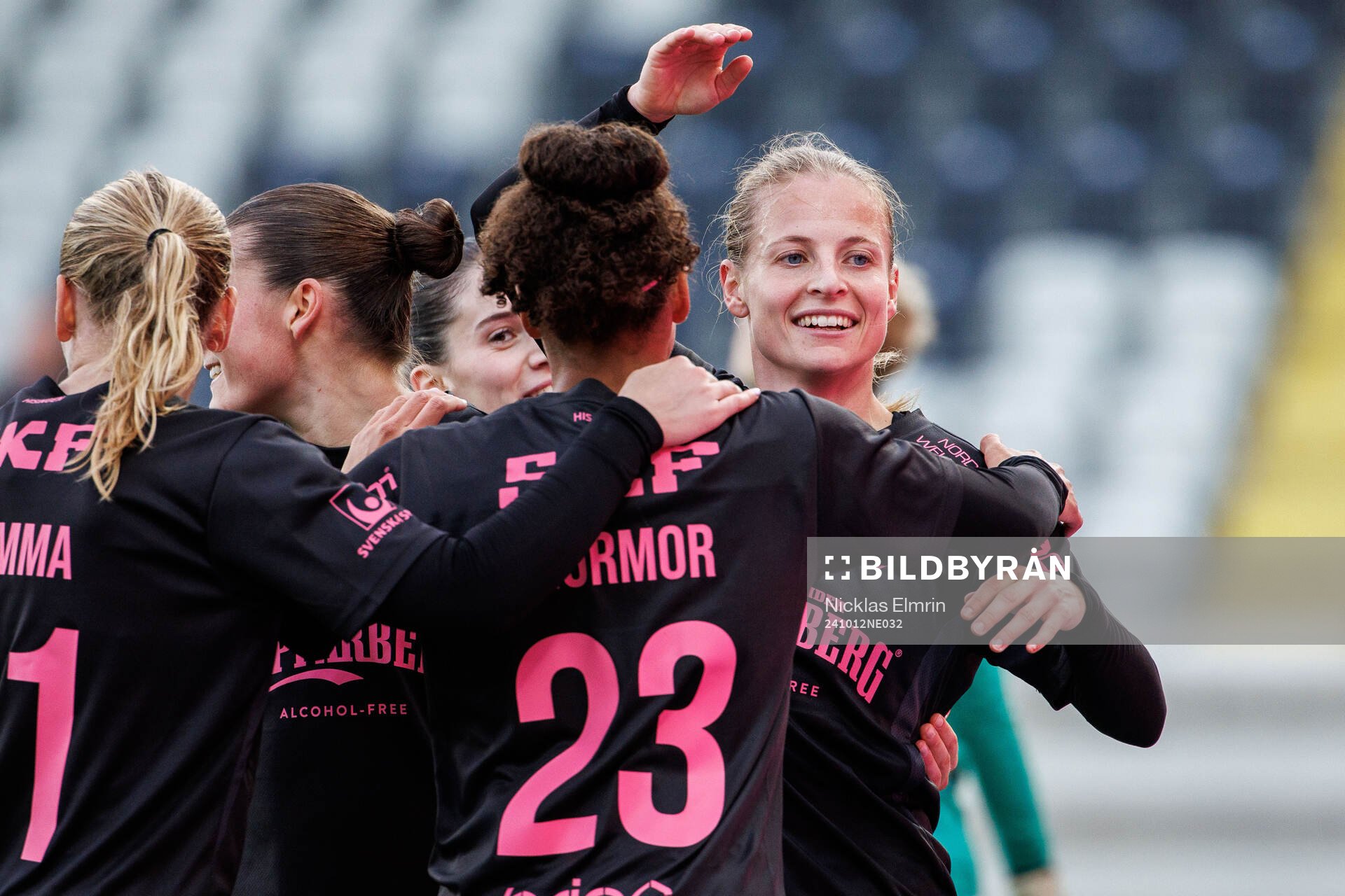 Häckens Anna Anvegård jublar