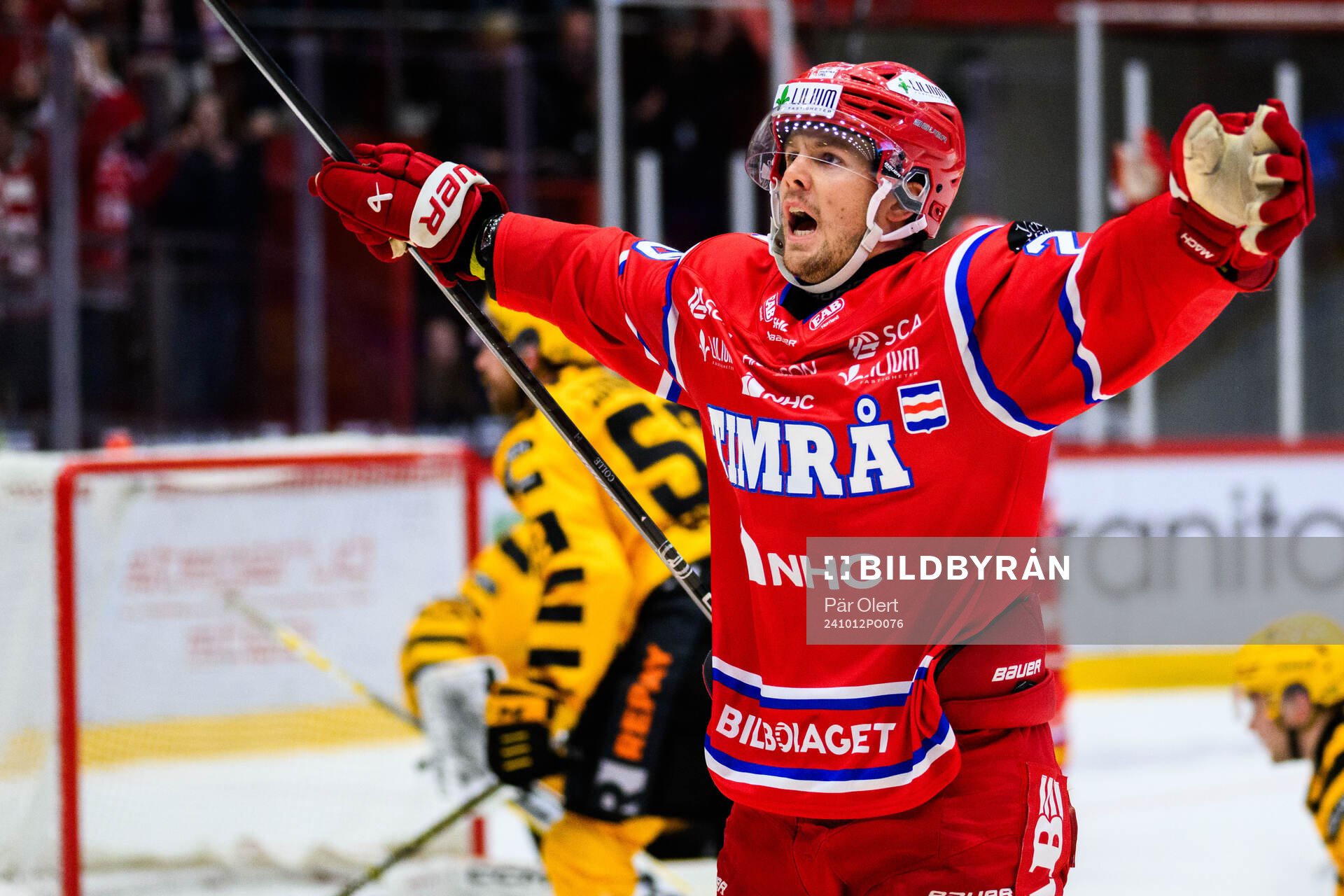 Timrås Filip Hållander jublar