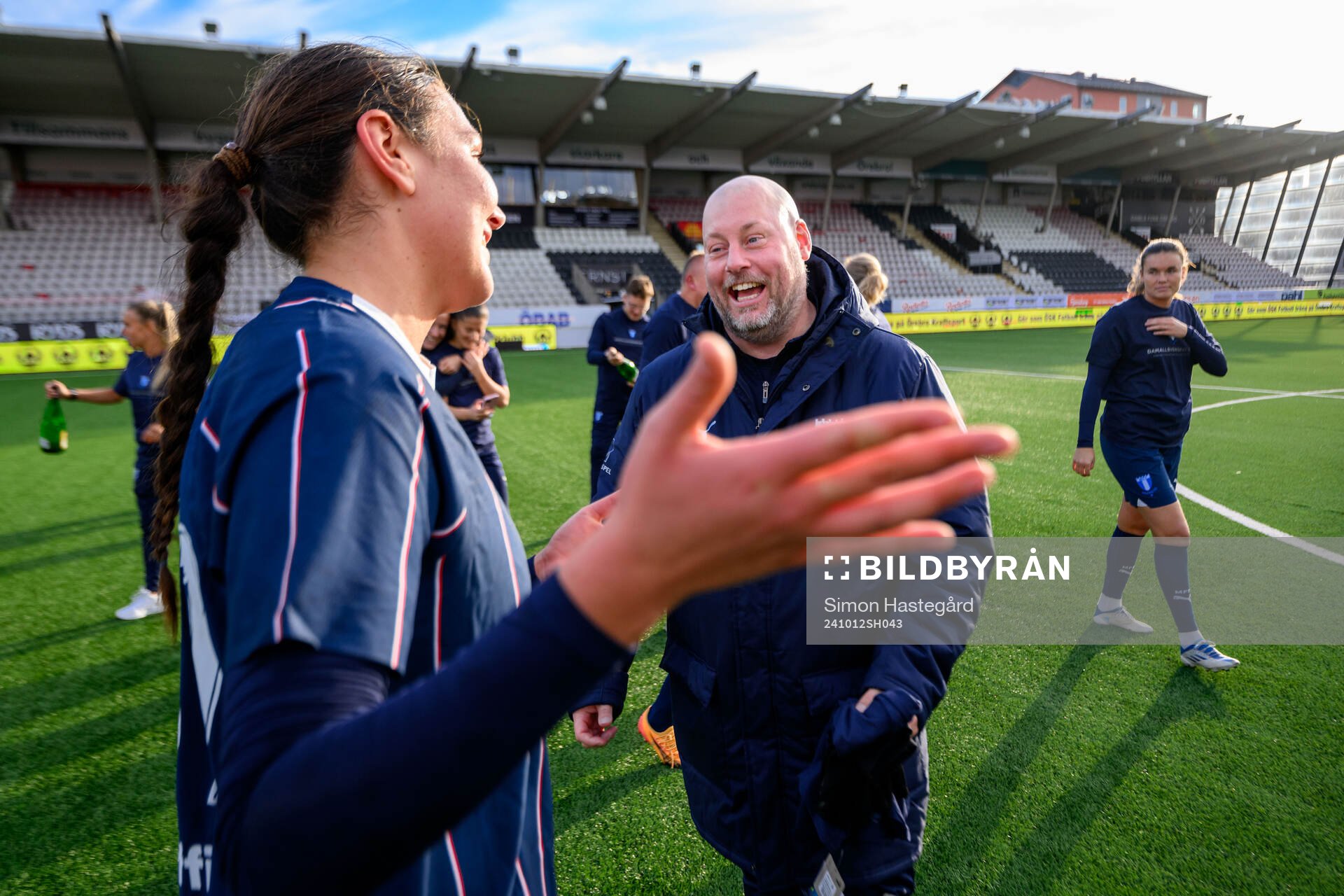 Malmö FFs Alexia Mitkovska och tränare Jonas Valfridsson