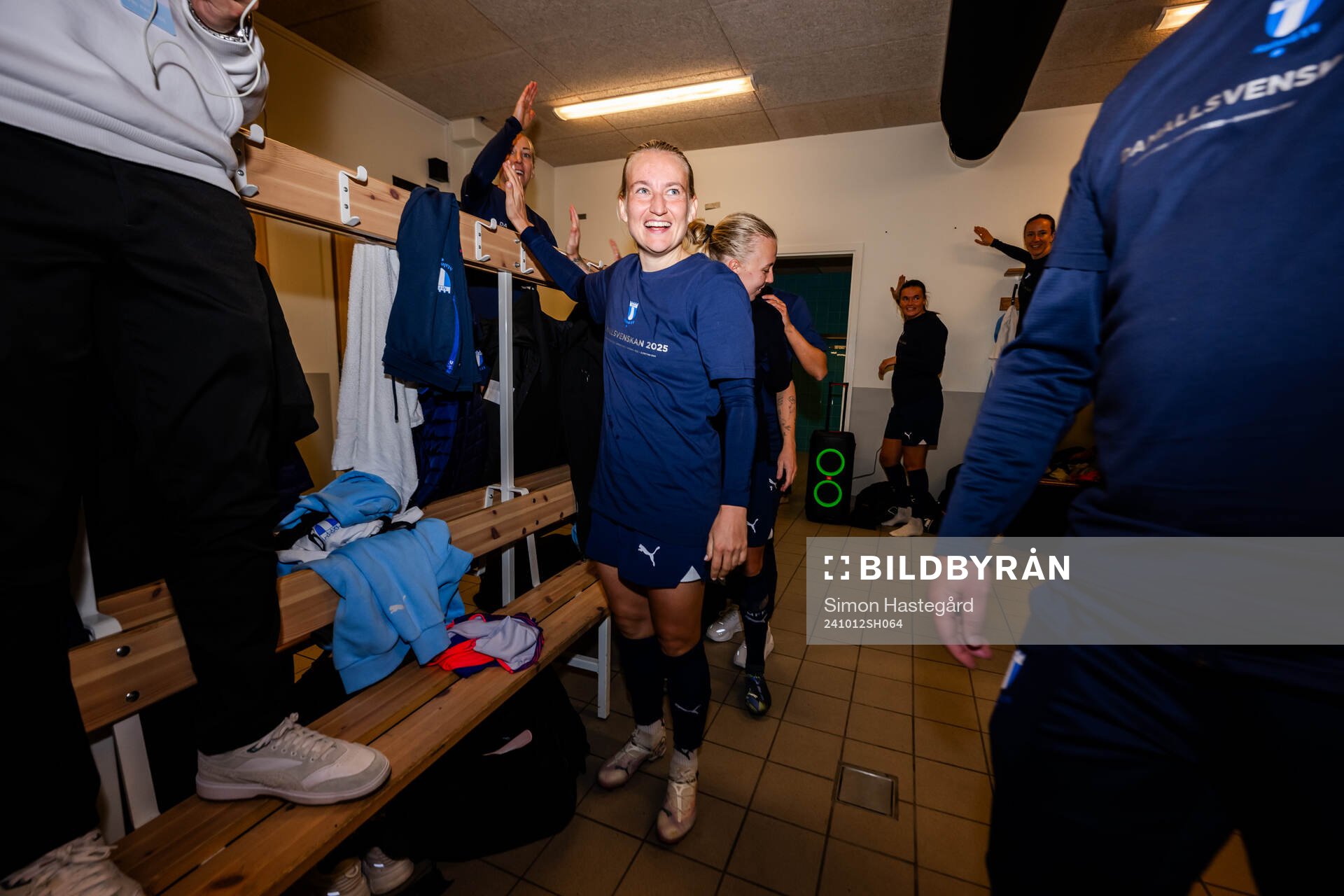 Malmö FFs Sofia Wännerdahl jublar i omklädningsrummet