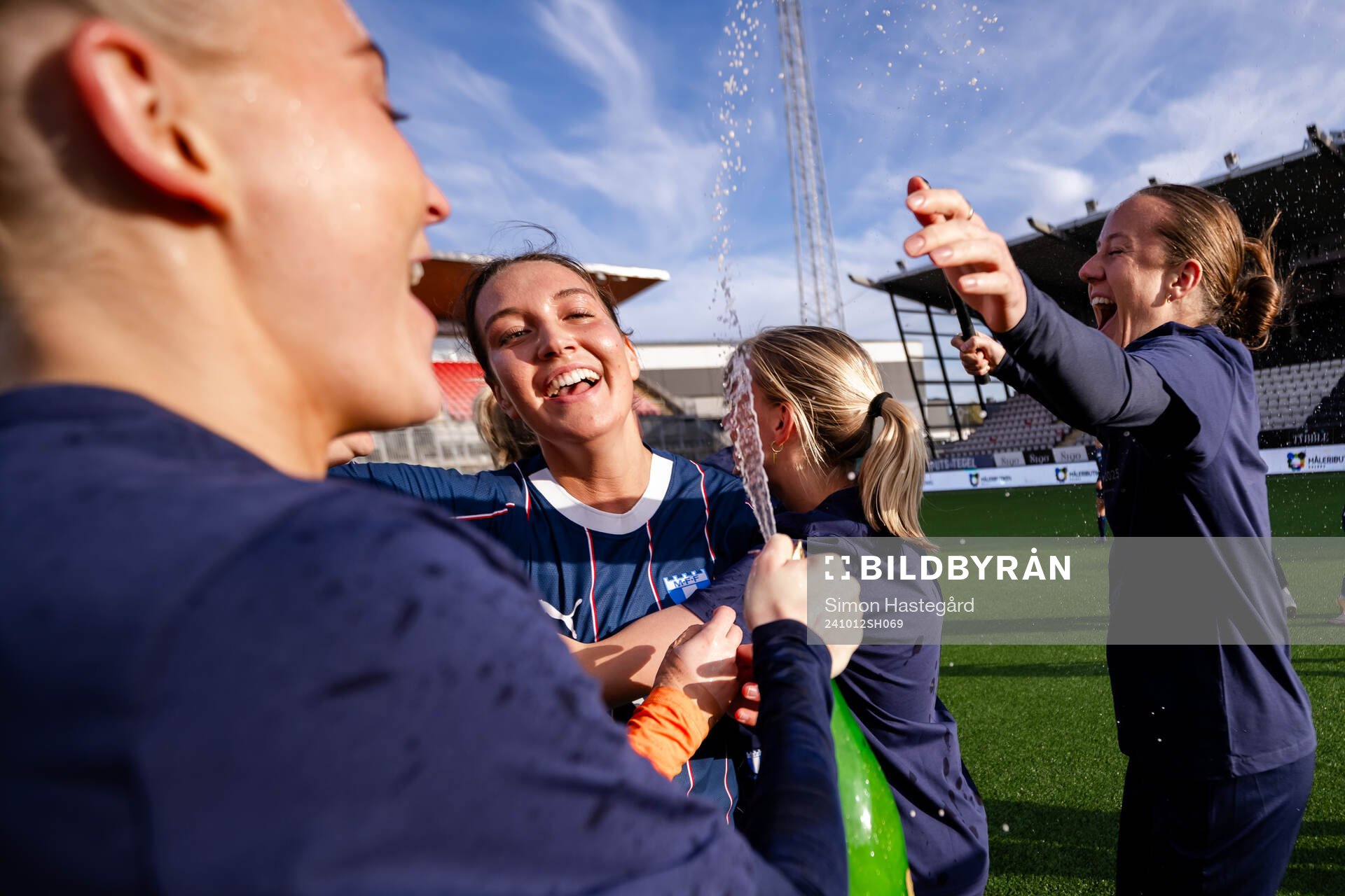 Malmö FFs Alexia Mitkovska jublar