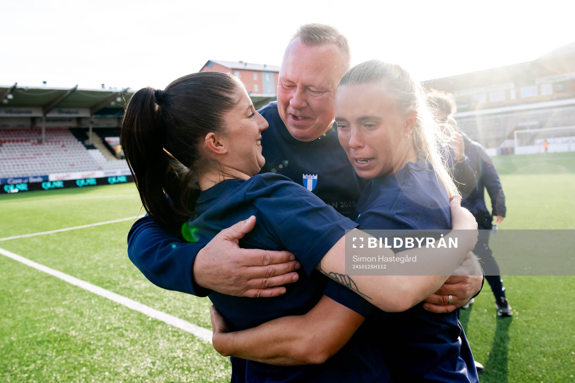 Malmö FFs Lovisa Wifvesson, lagledare Anders Nilsson och