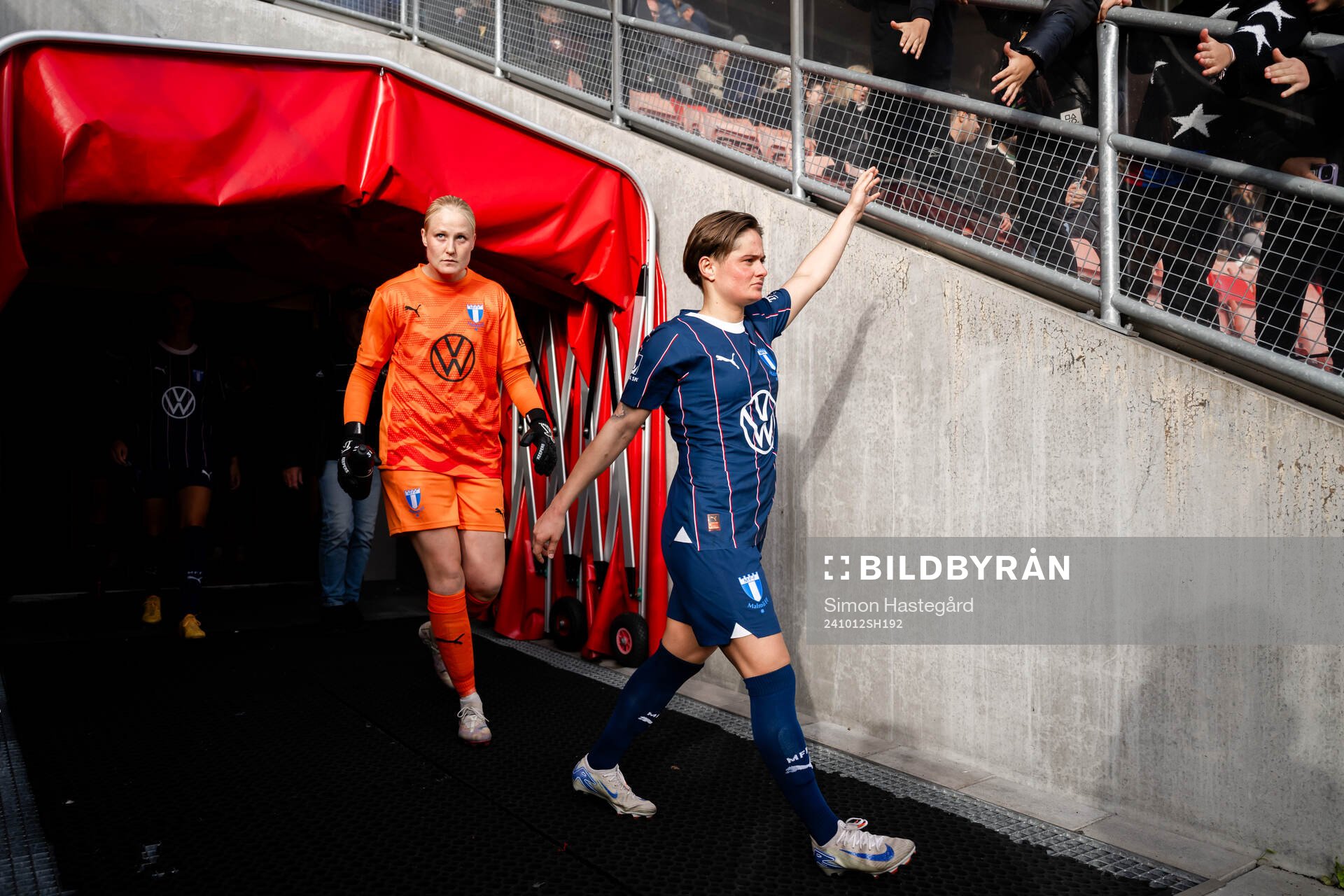 Malmö FFs målvakt Kathrine Østergaard Larsen och Ema