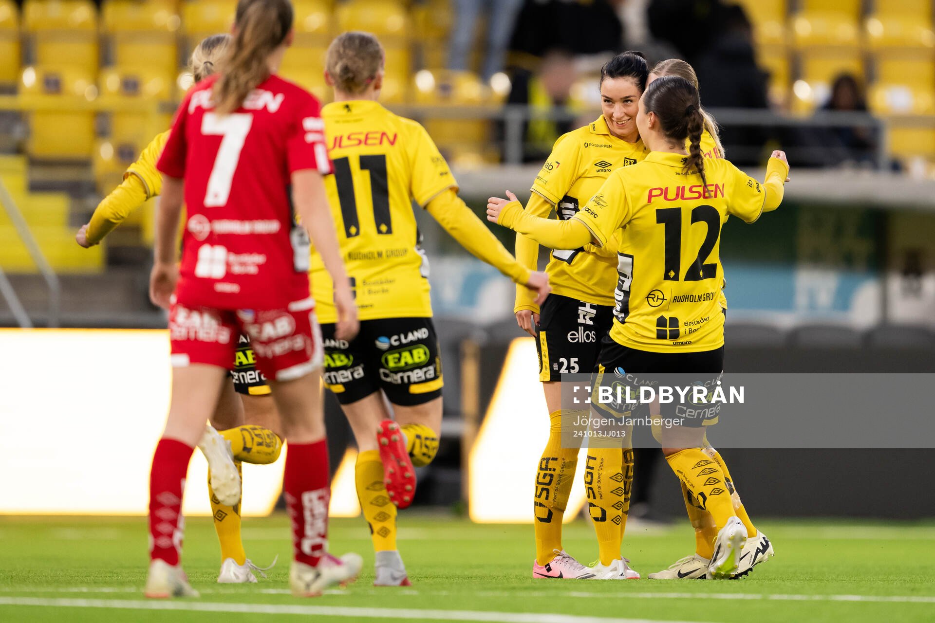 Elfsborgs Izabella Bergström jublar