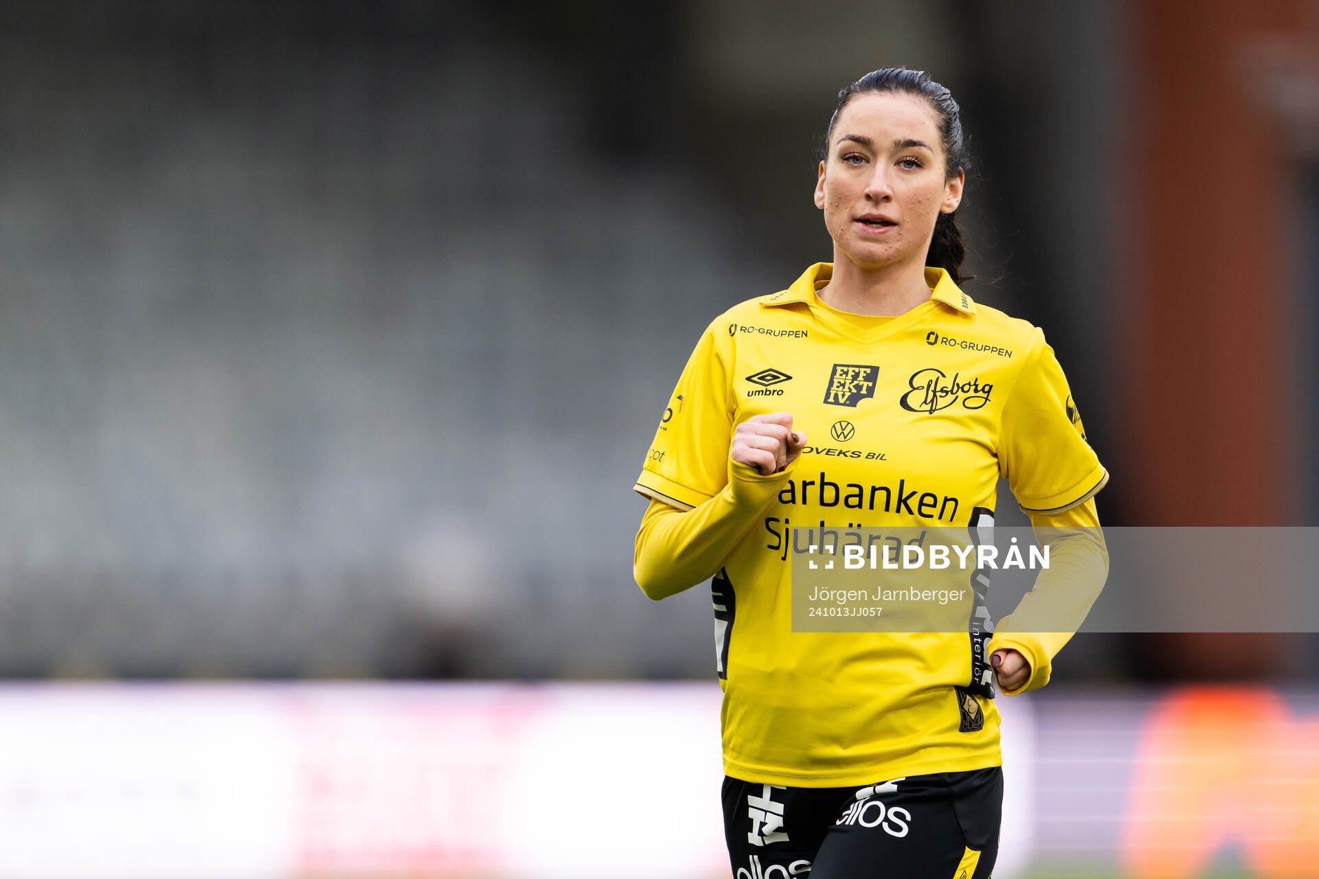 under fotbollsmatchen i Division 1 Mellersta mellan