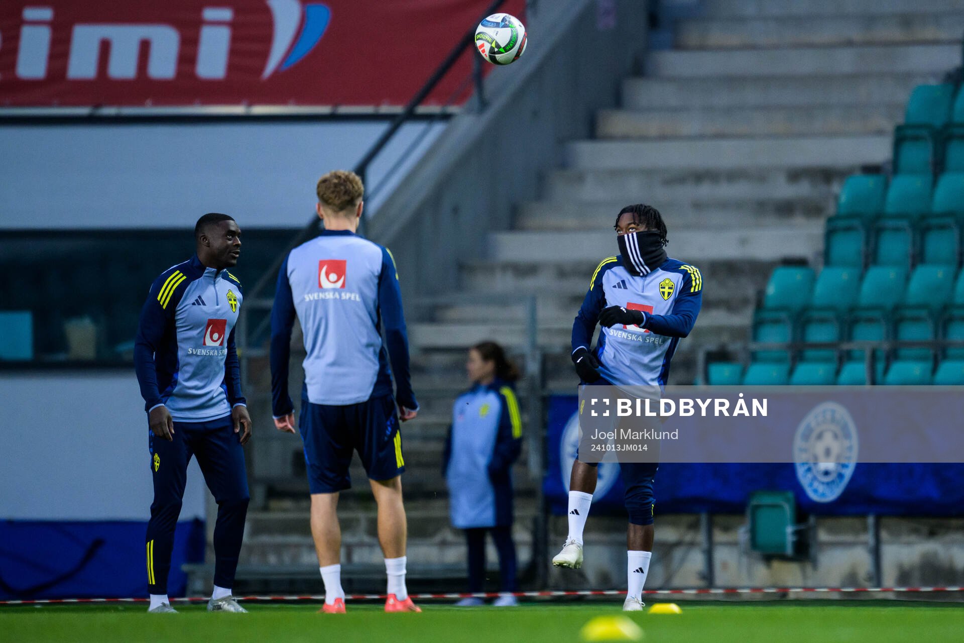 Ken Sema and Anthony Elanga of the Swedish men's national