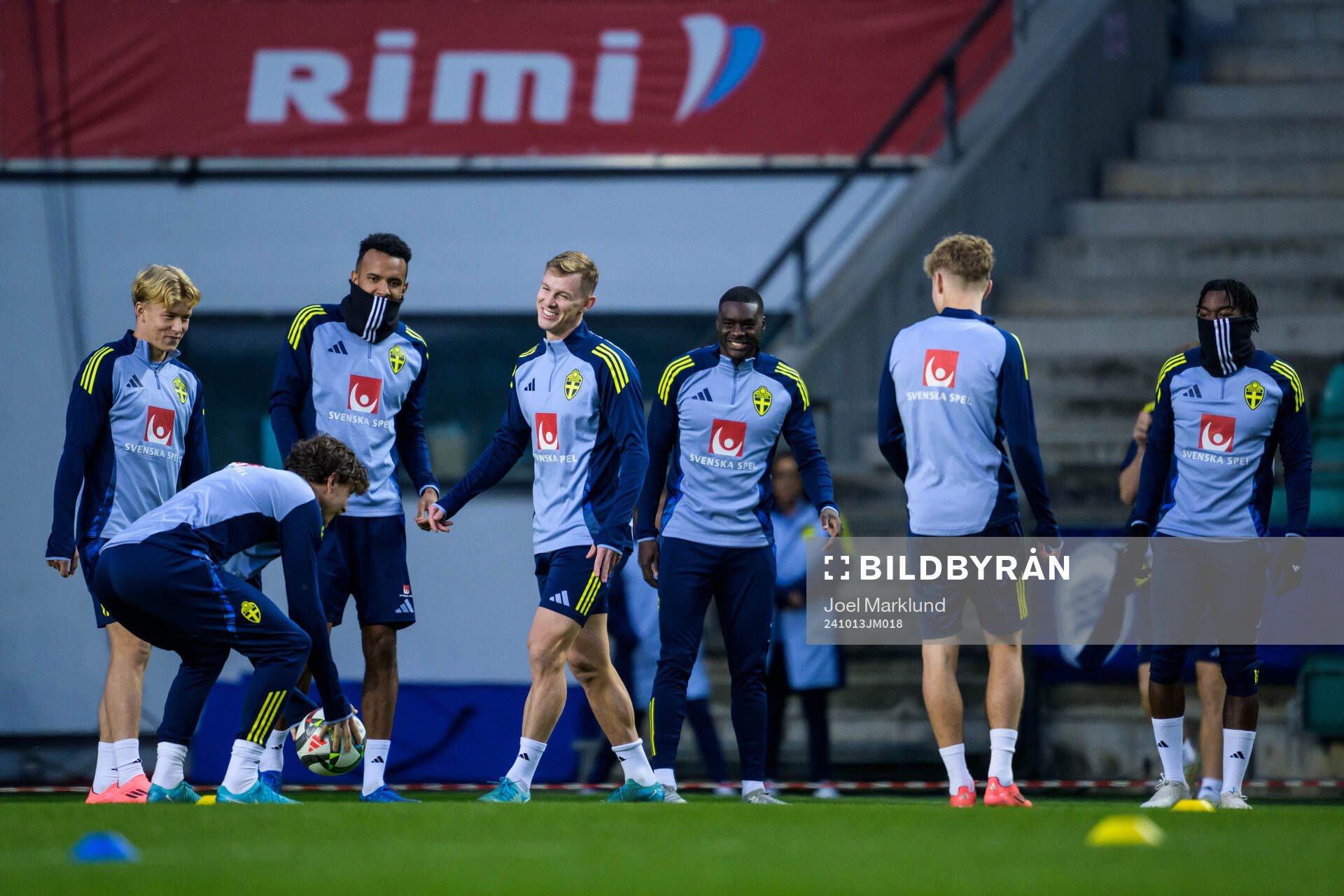 Daniel Svensson, Victor Nilsson Lindelöf, Alex Douglas,
