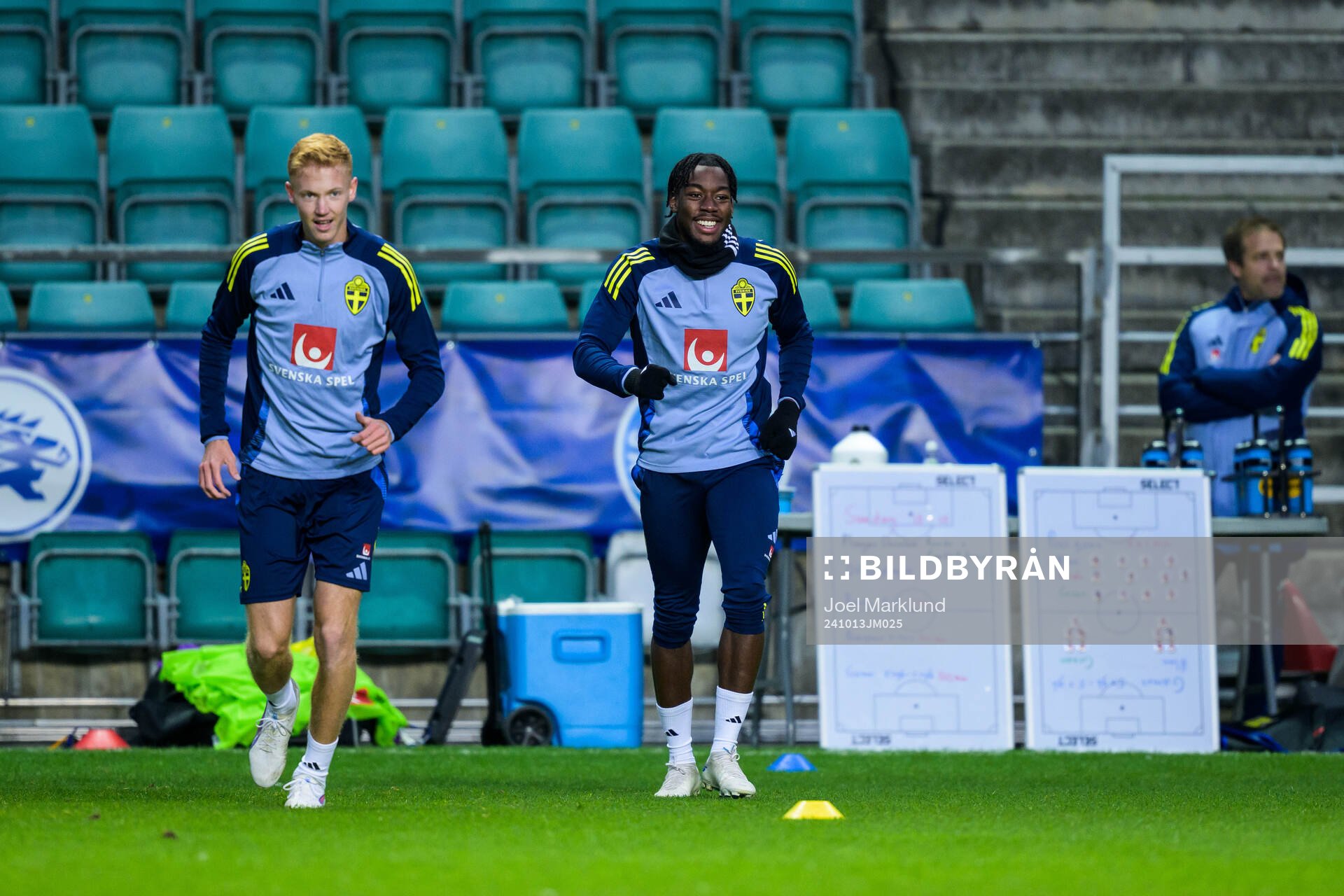 Hugo Larsson and Anthony Elanga of the Swedish men's