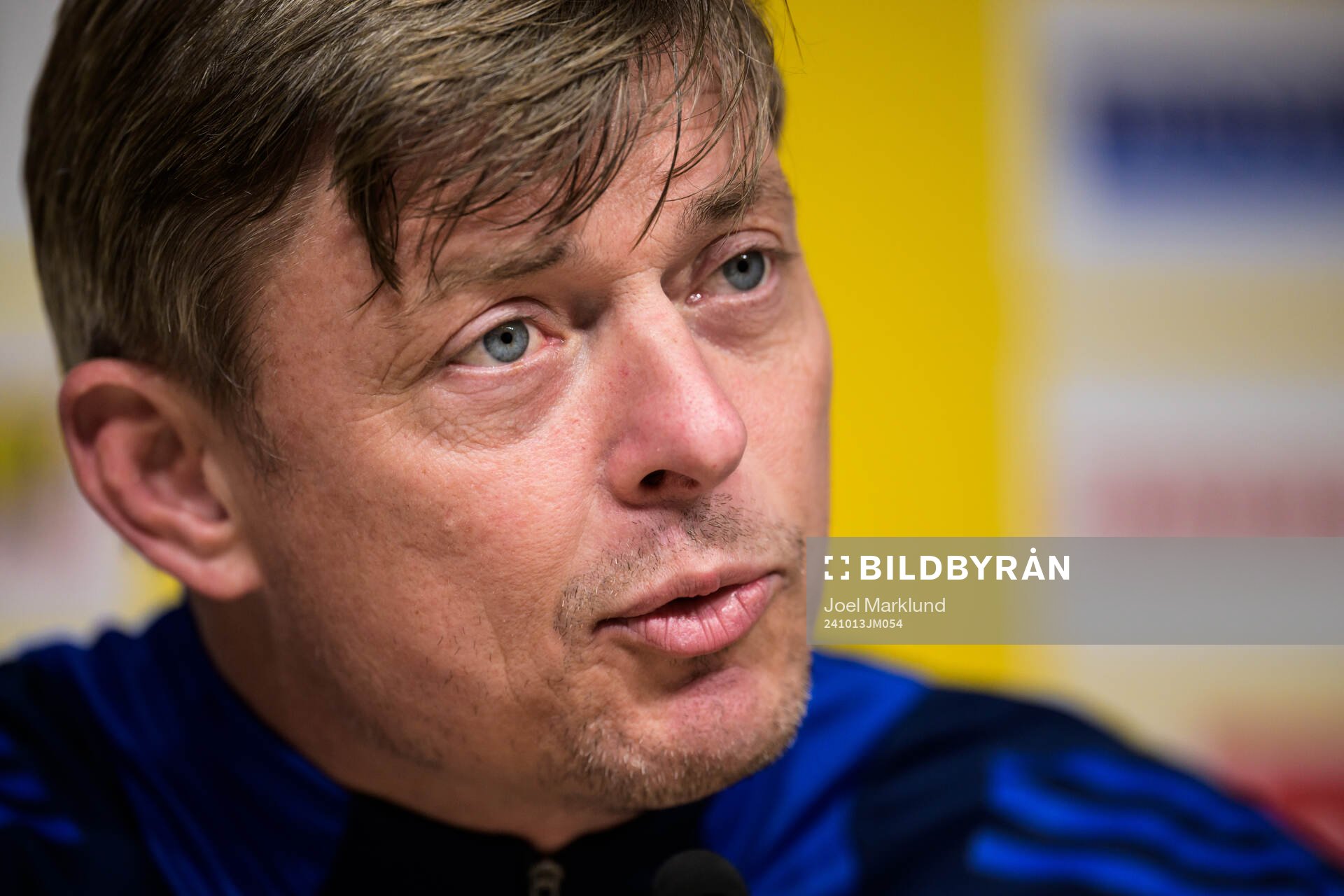 Head coach Jon Dahl Tomasson of the Swedish men's national