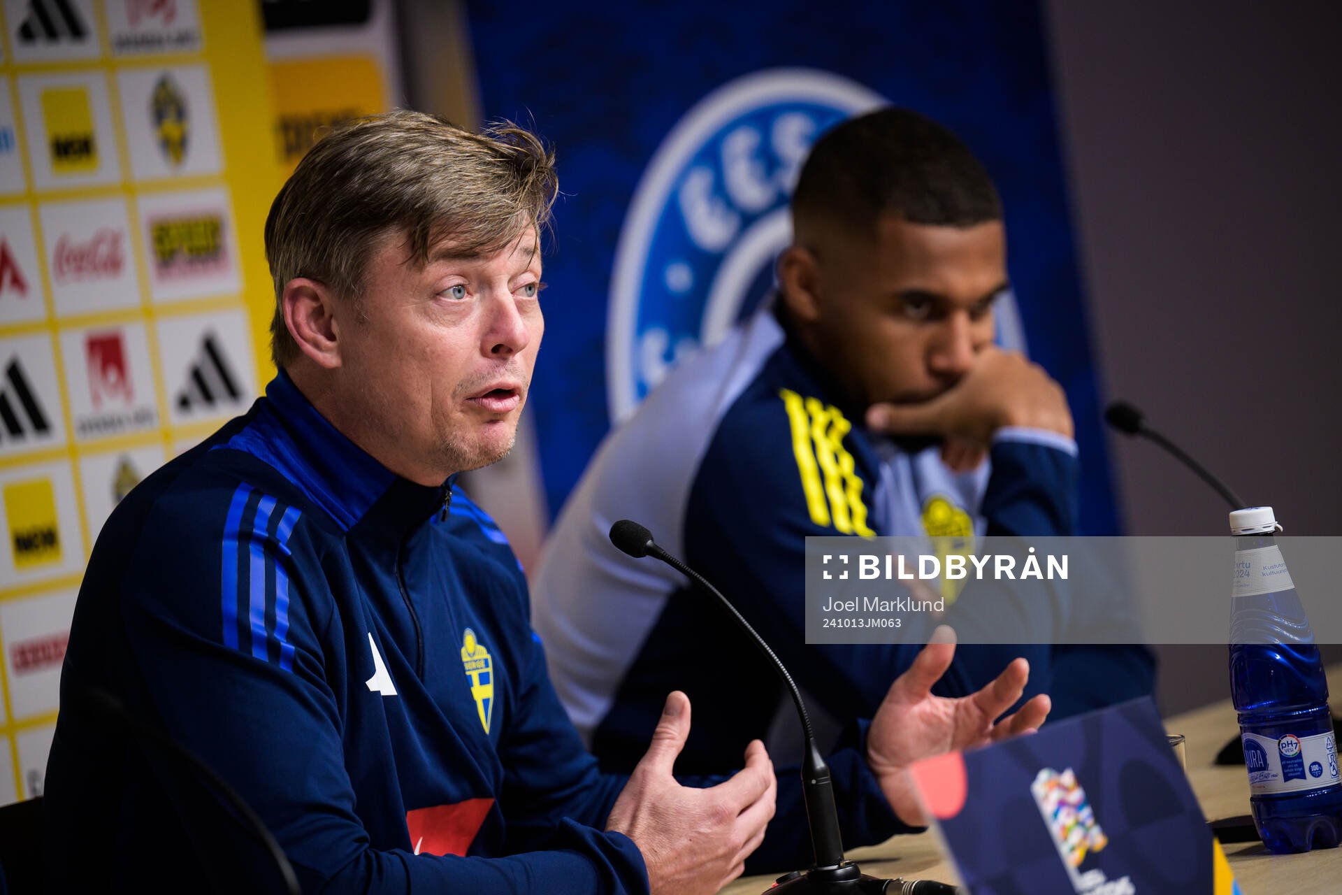 Head coach Jon Dahl Tomasson of the Swedish men's national