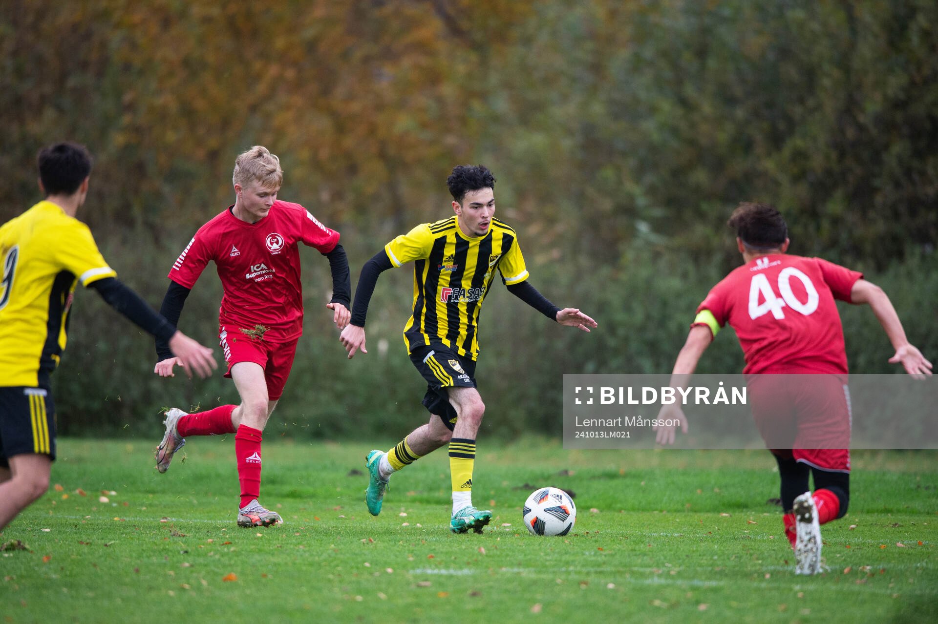 IFK Hässleholms Albion Dibrani i matchen i U19 mellan IFK