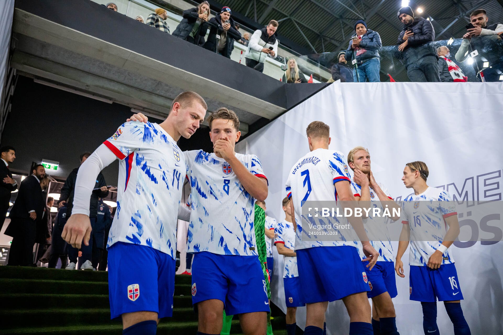 Julian Ryerson and Sander Berge of Norway at half-time