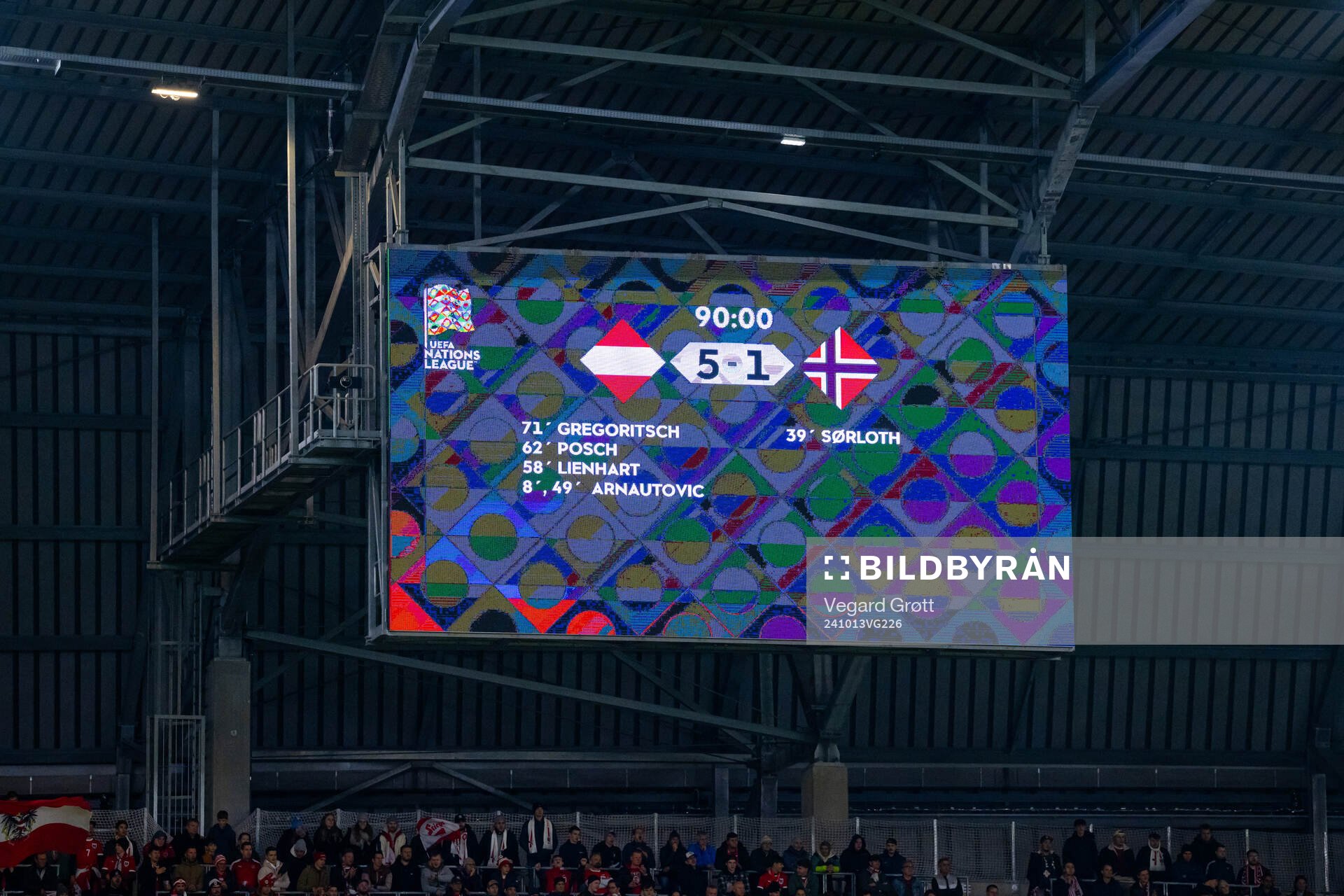The scoreboard shows the final result