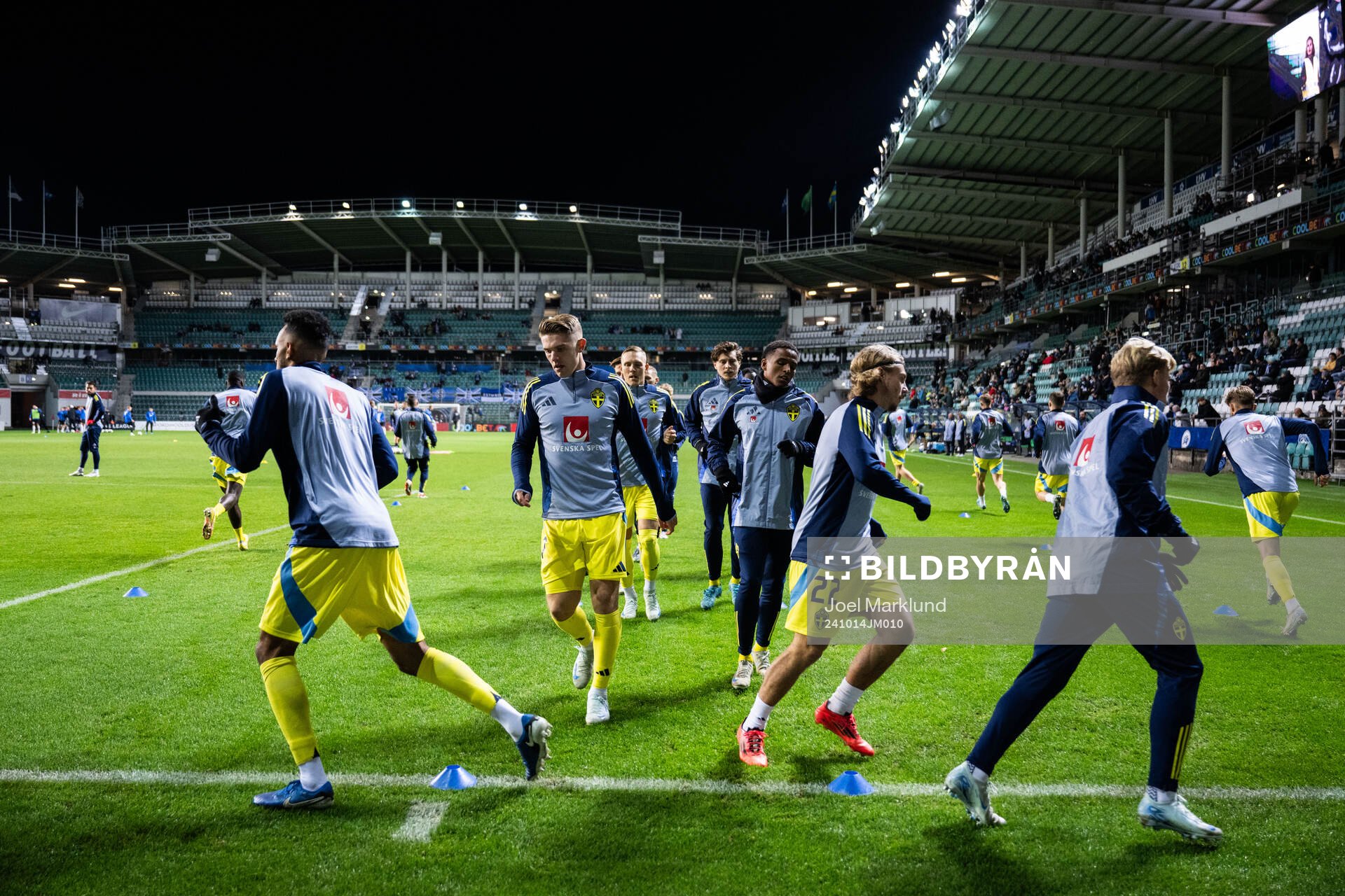 Viktor Gyökeres and Sebastian Nanasi of Sweden