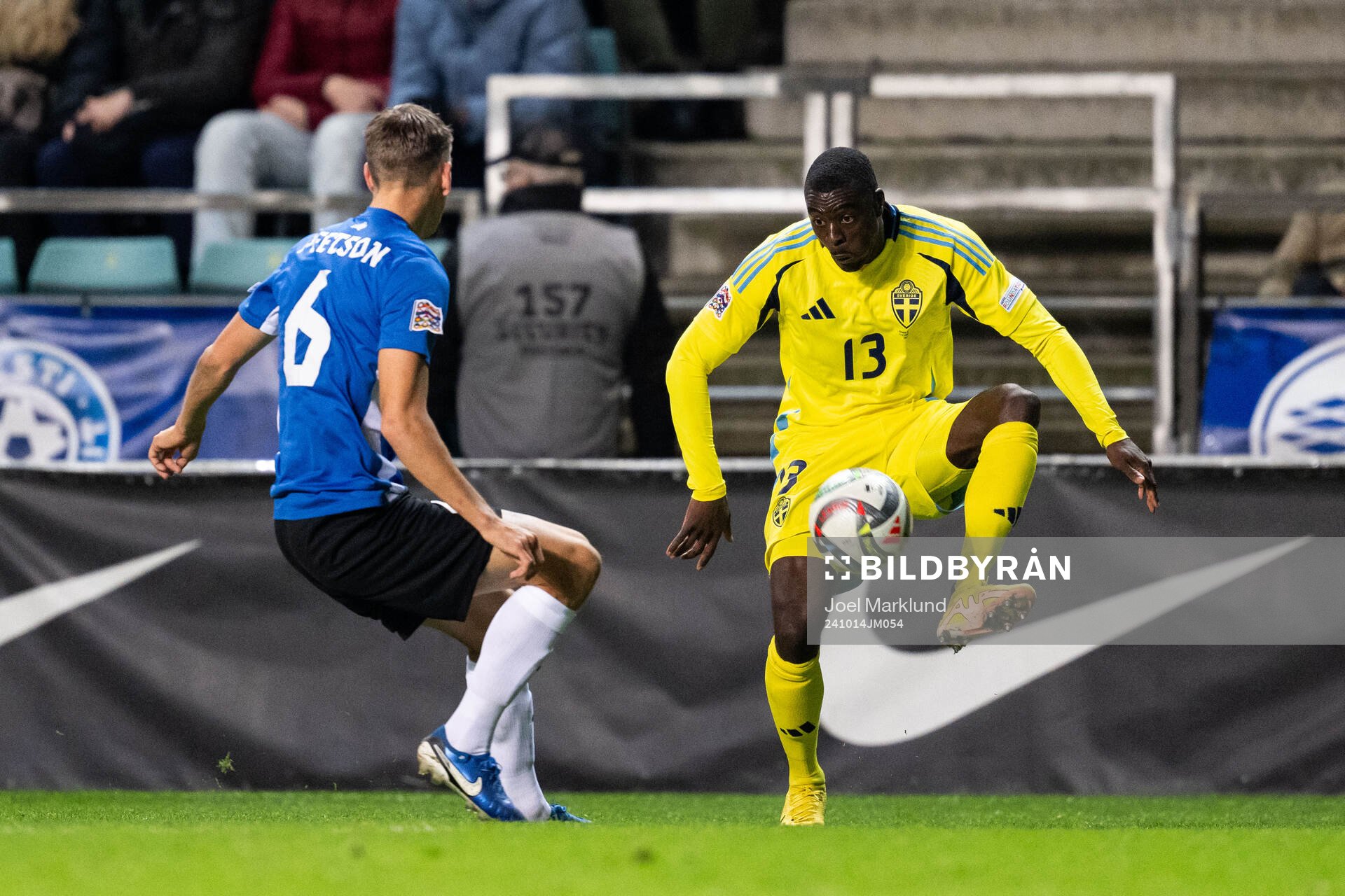 Rasmus Peetson of Estonia and Ken Sema of Sweden