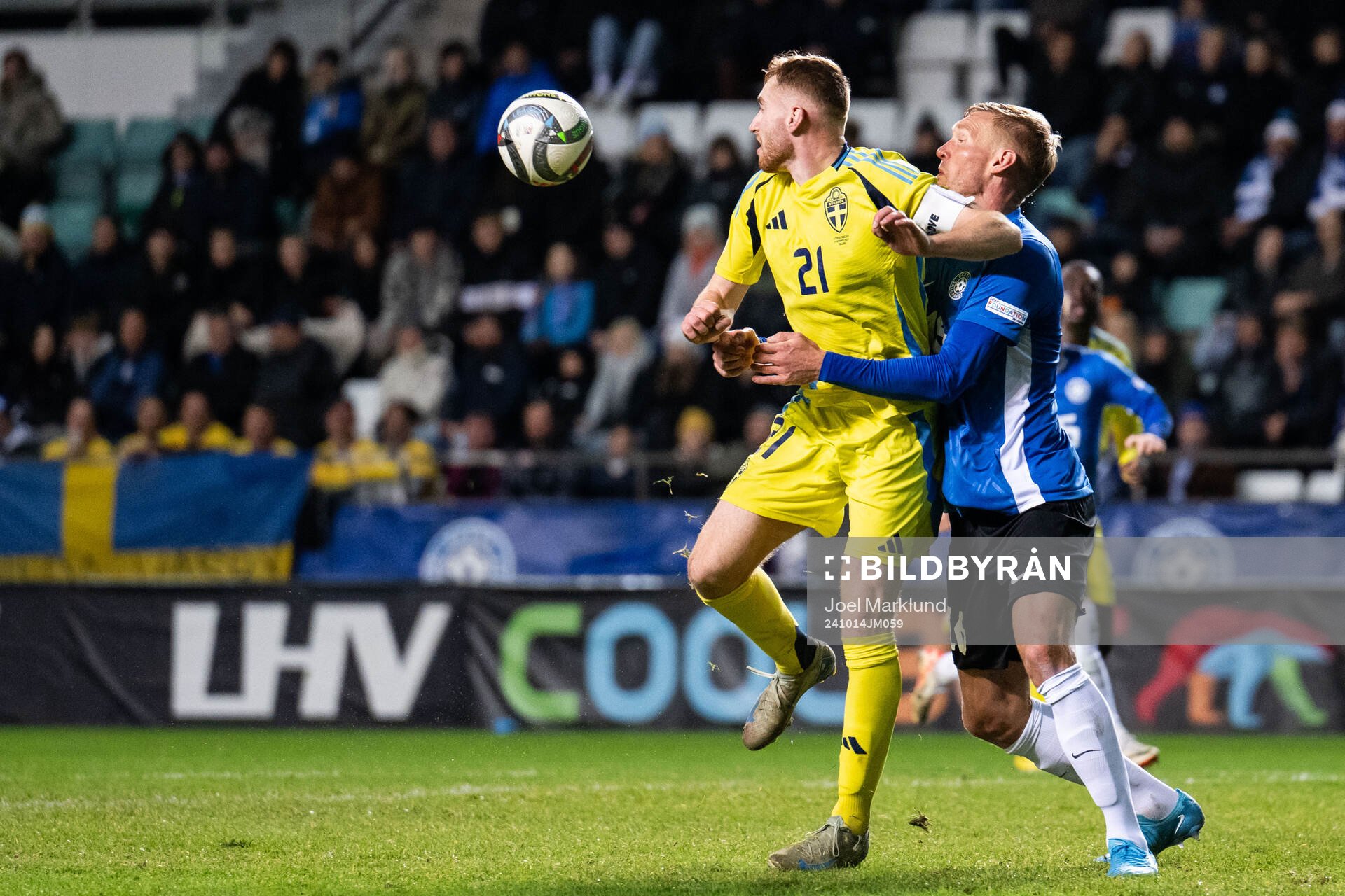 Dejan Kulusevski of Sweden and Jonas Tamm of Estonia