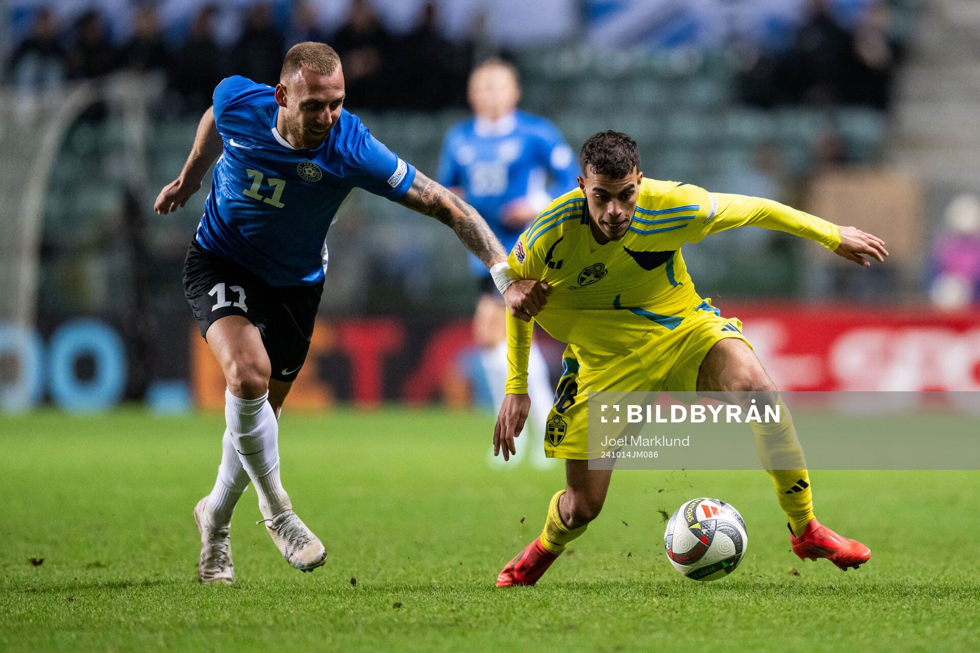 Mihkel Ainsalu of Estonia and Yasin Ayari of Sweden