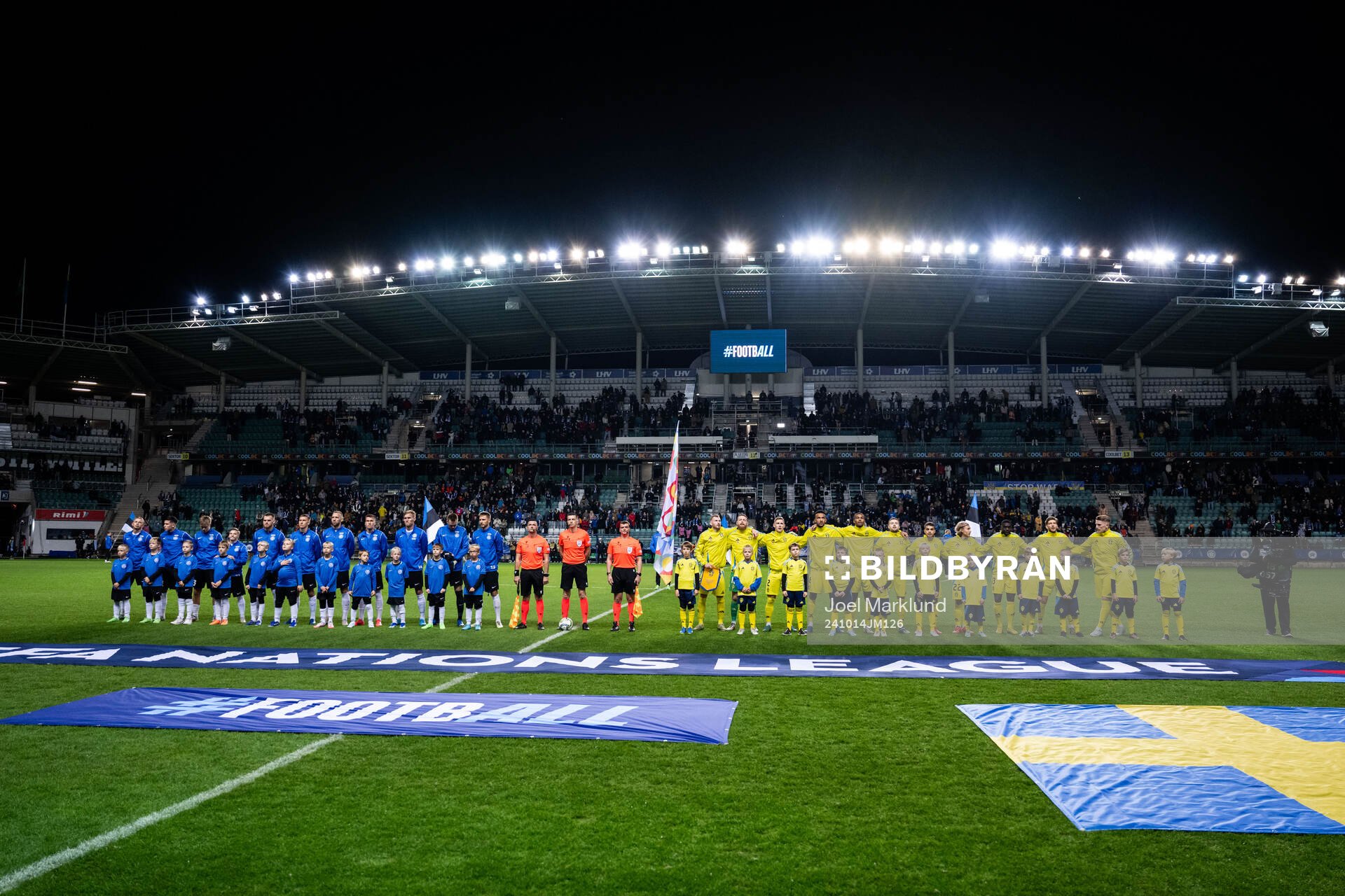 Players of Estonia and of Sweden