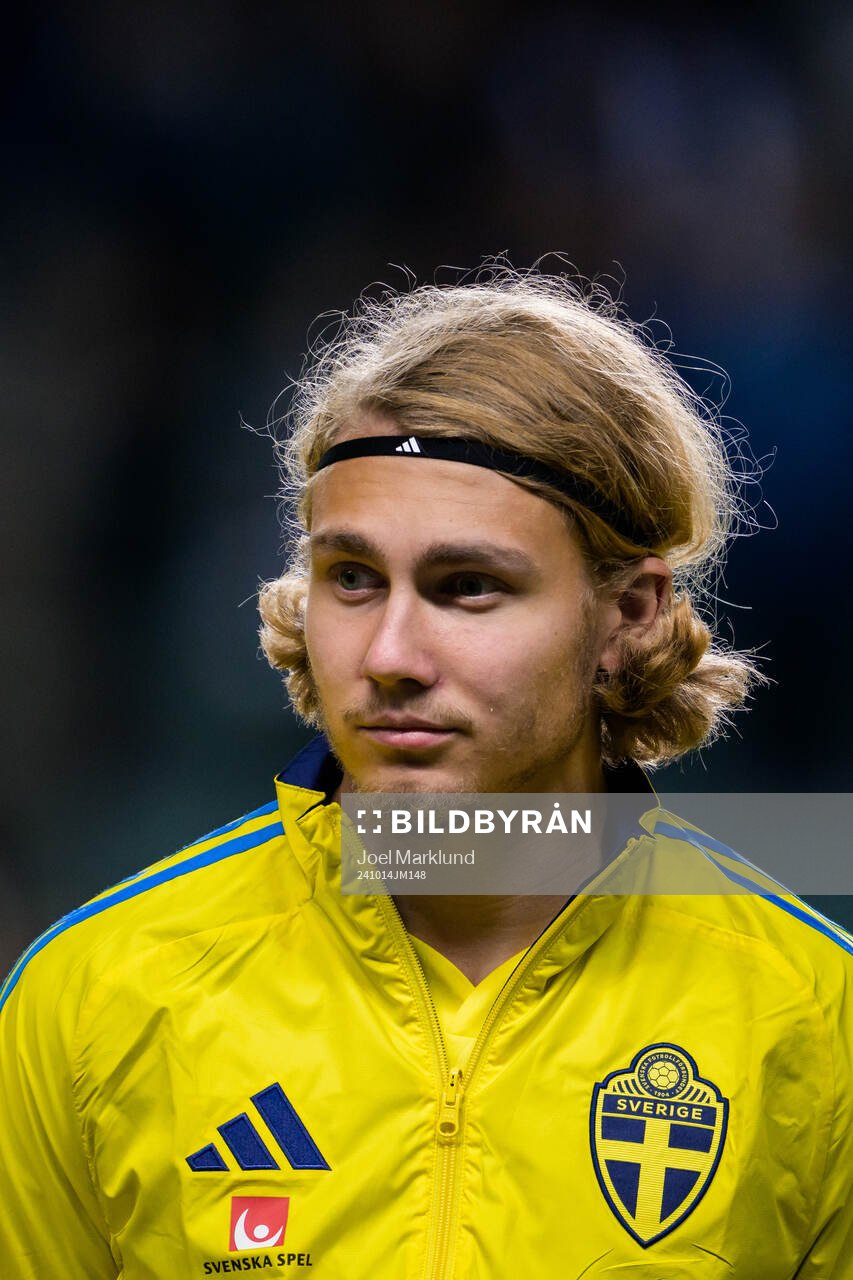 Sebastian Nanasi of Sweden