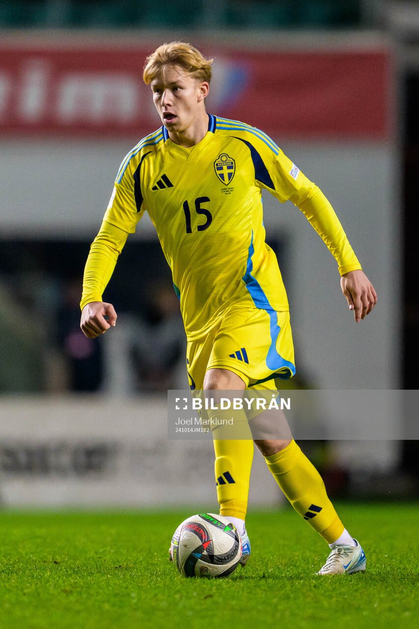 Daniel Svensson of Sweden