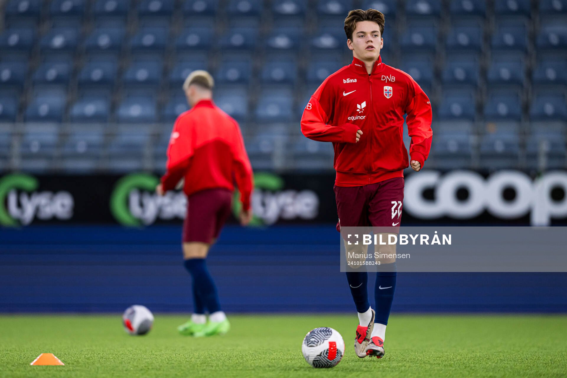 Sverre Nypan of Norway warms up