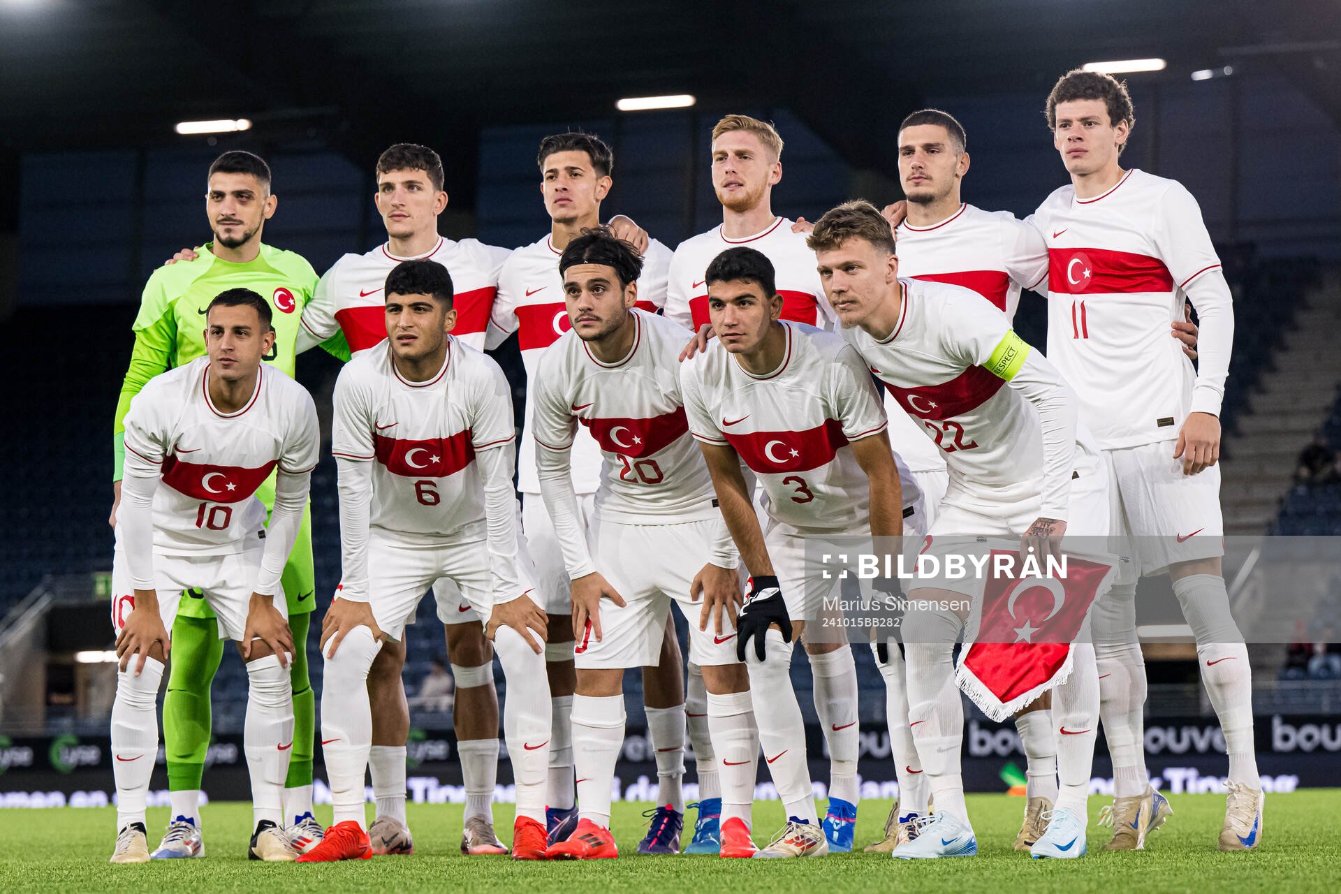 The starting eleven of Turkey poses for a team group photo