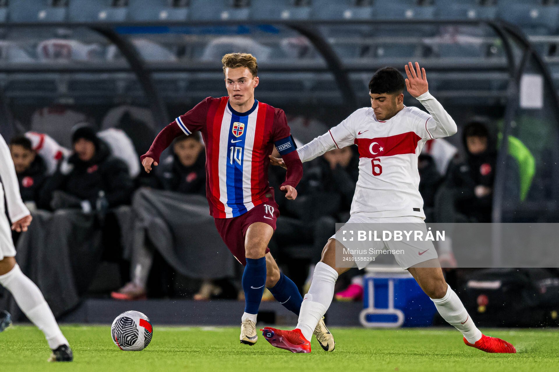 Kristian Malt Arnstad of Norway and Yunus Konak of Turkey