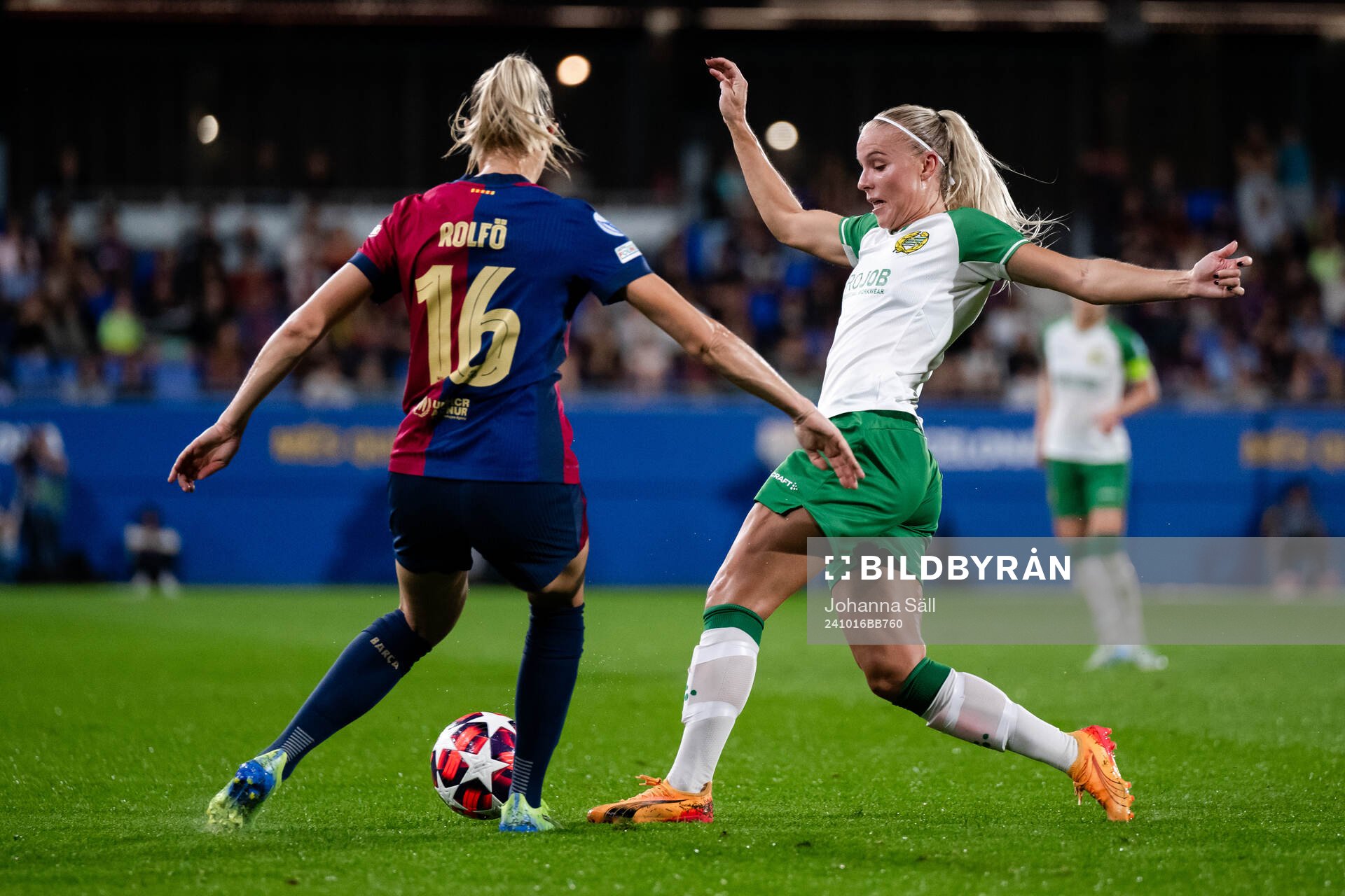 Fridolina Rolfö of Barcelona and Stina Lennartsson of