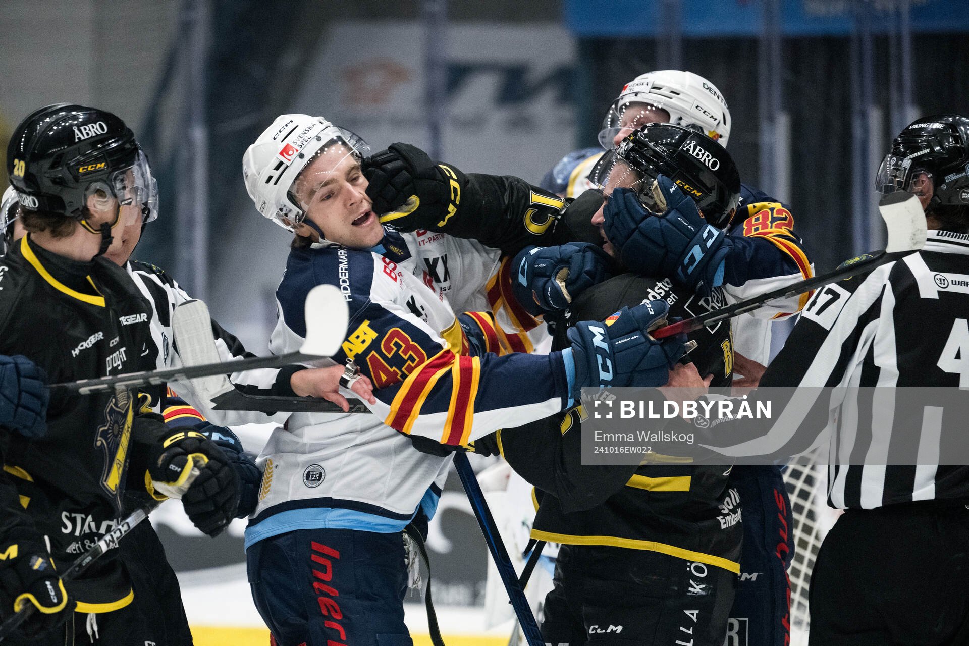 Djurgårdens Max Krogdahl och AIKs Jordan Bellerive
