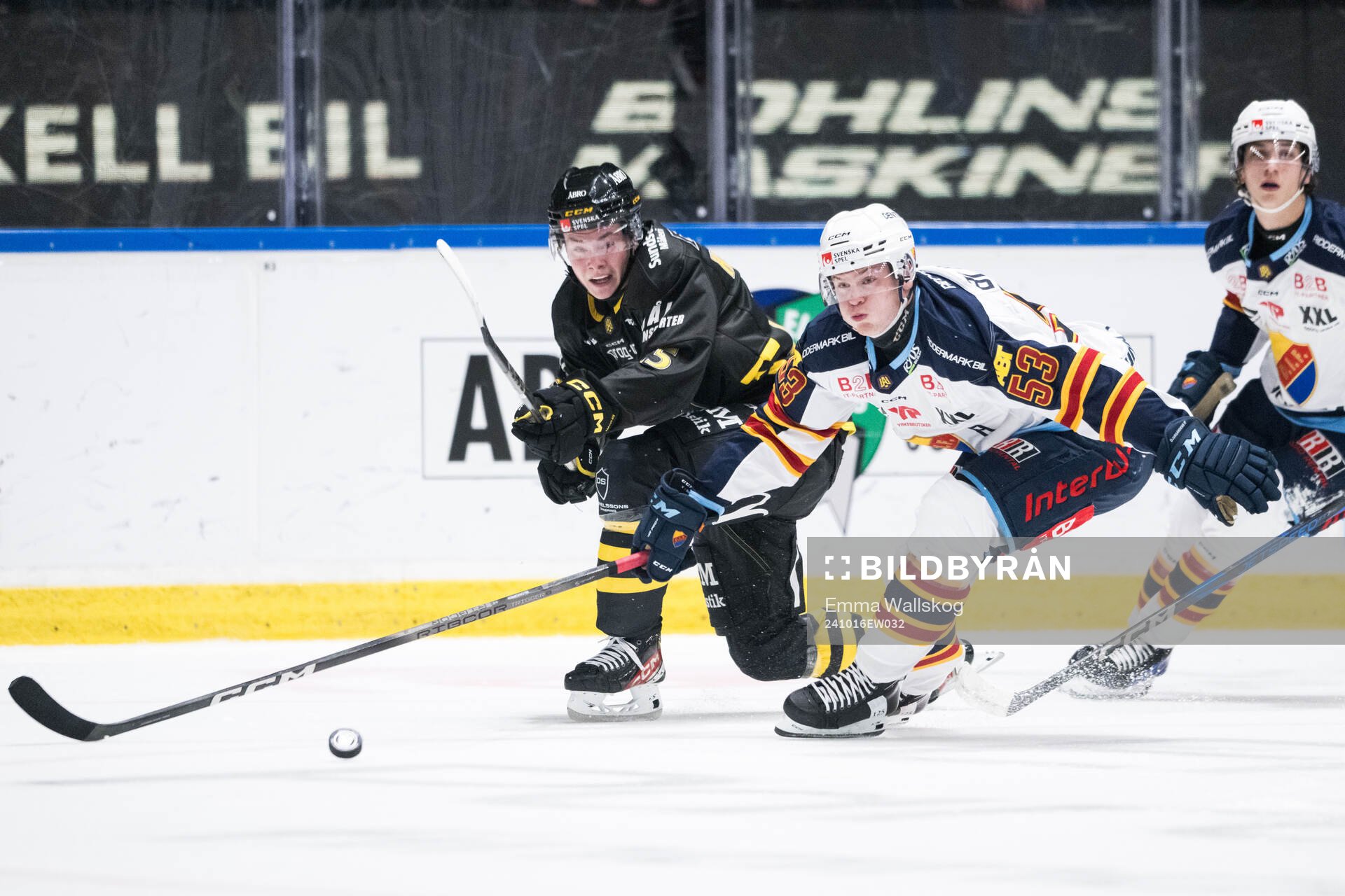 AIKs Theo Hårdstam och Djurgårdens David Blomgren