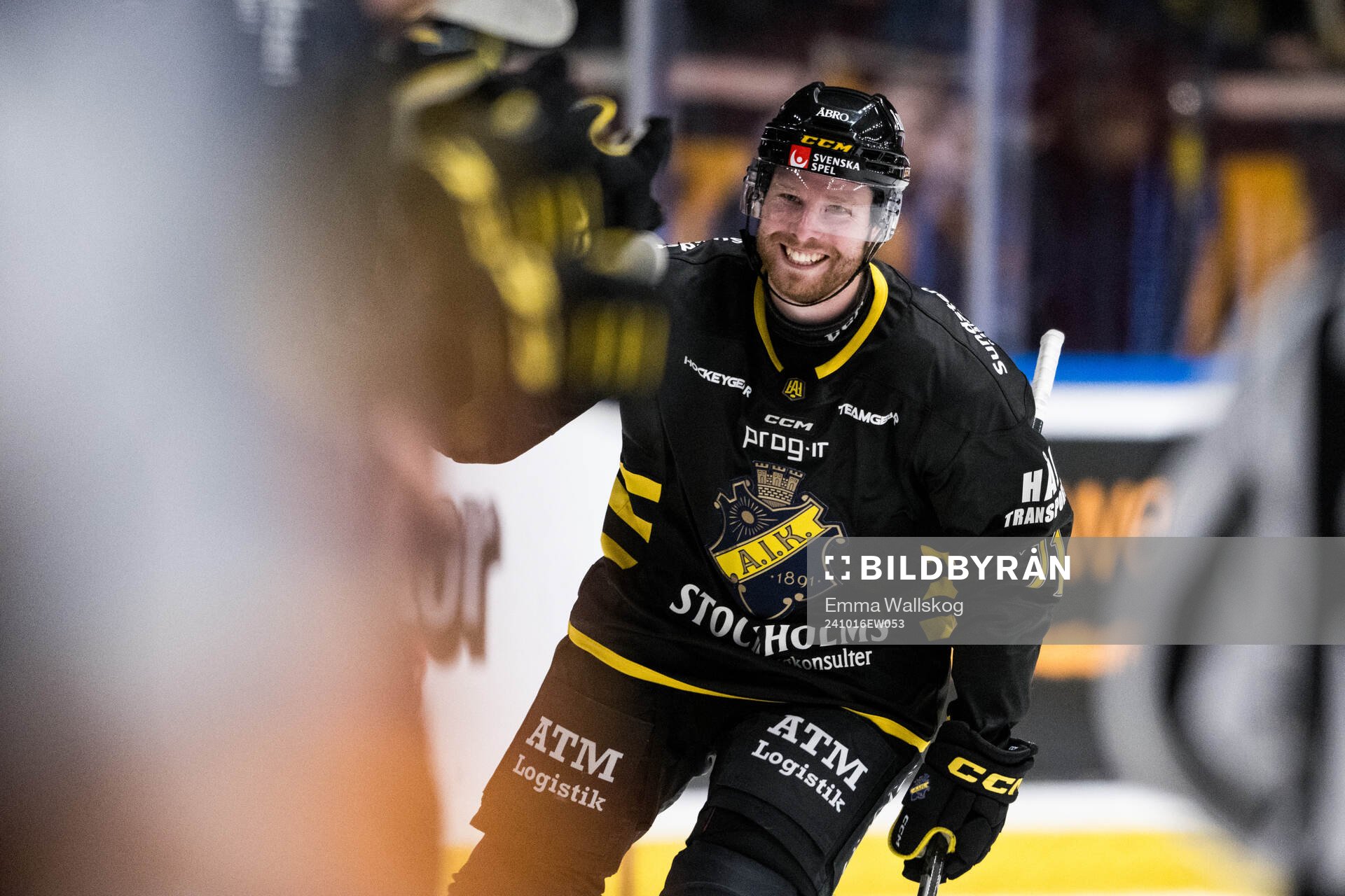 AIKs Lukas Zetterberg jublar
