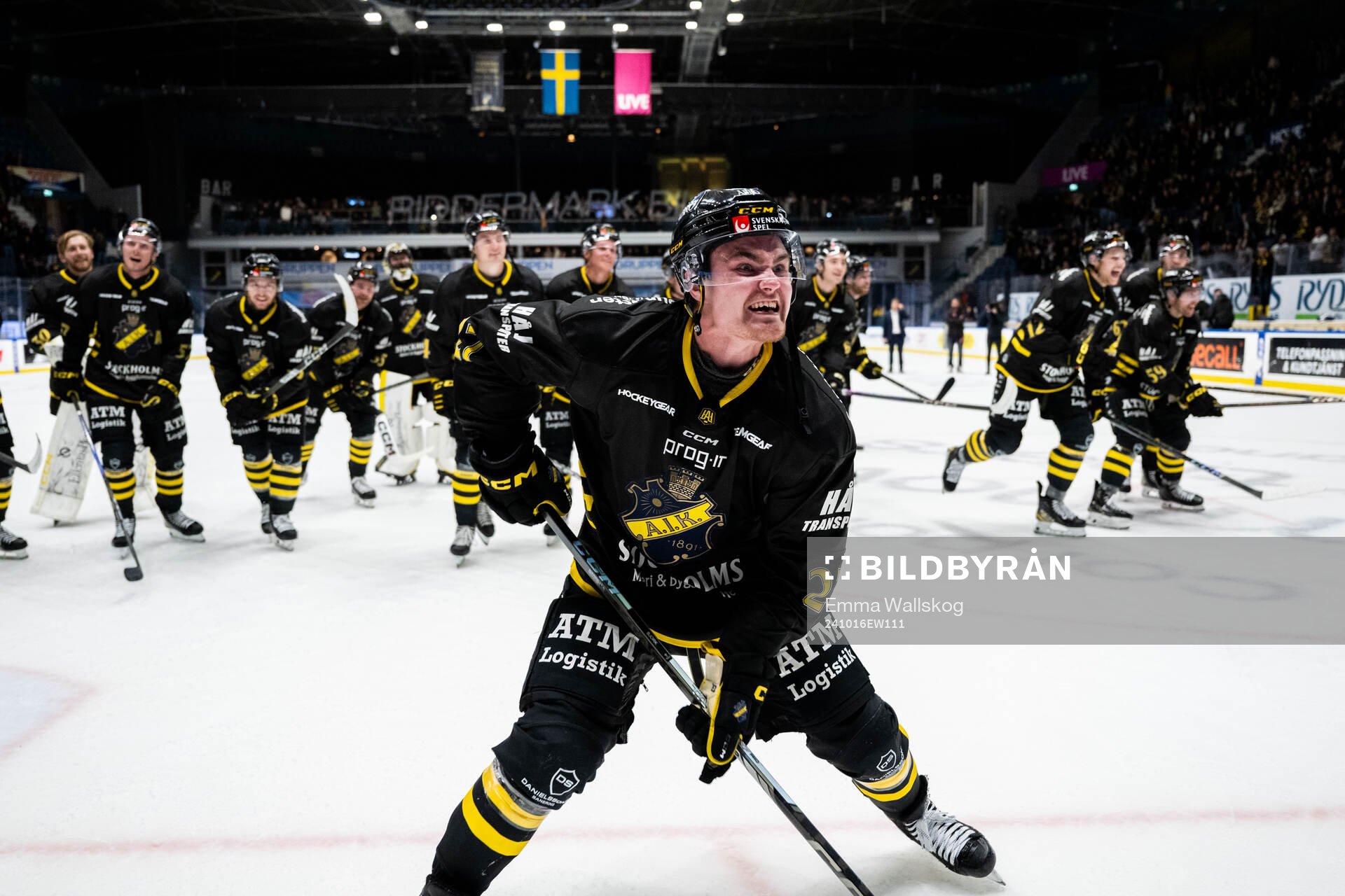 AIKs Christoffer Björk jublar