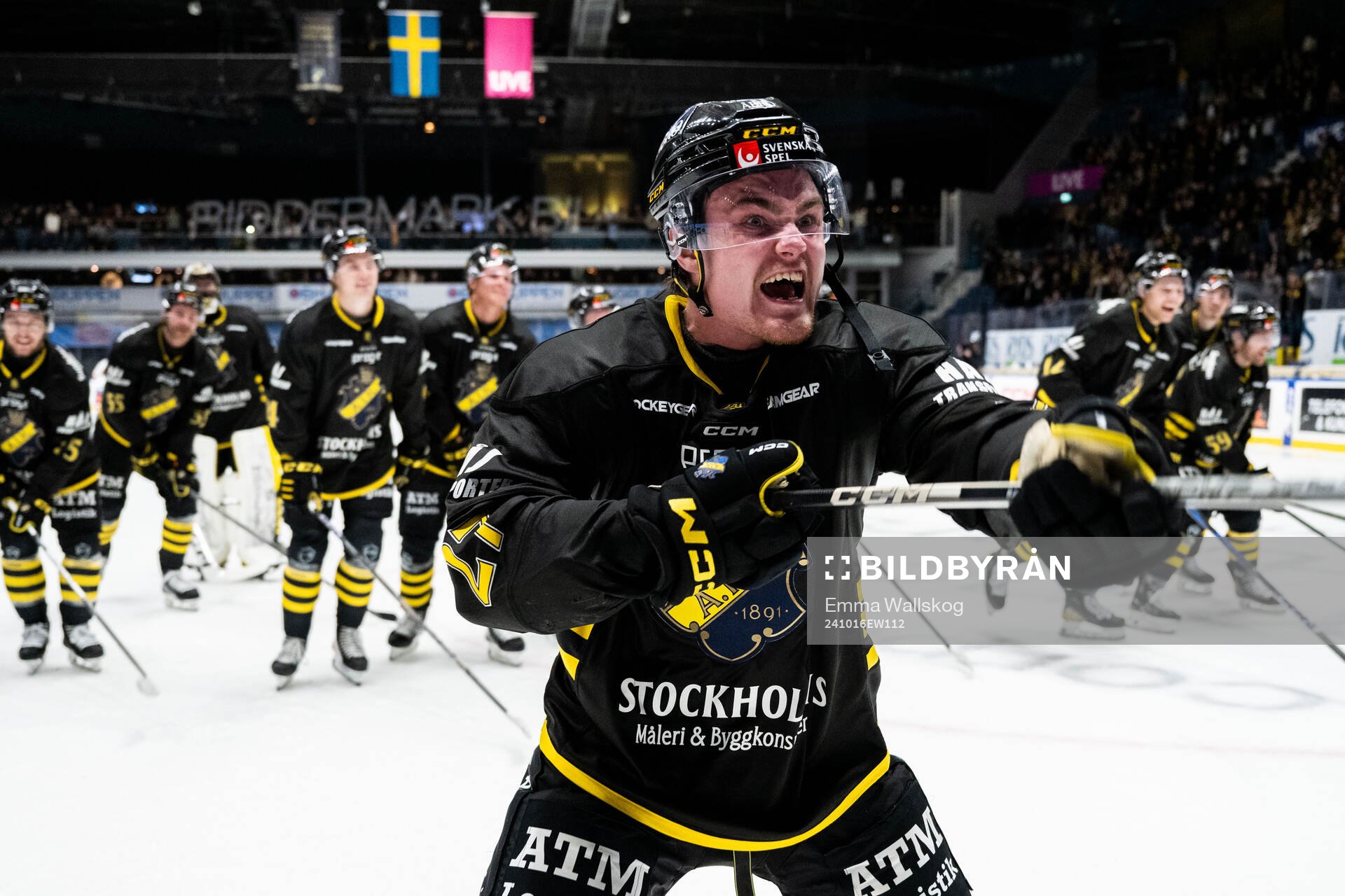 AIKs Christoffer Björk jublar